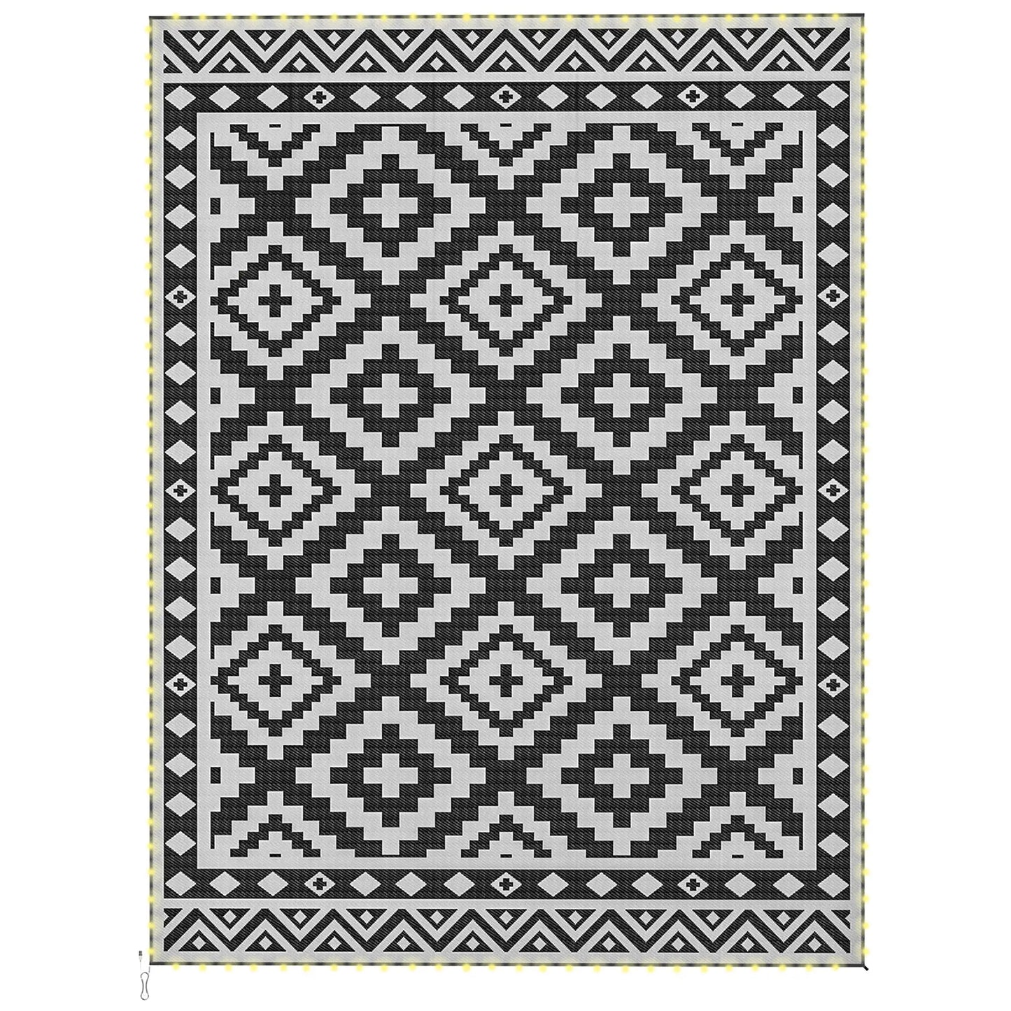 Reversible Plastic Straw Rug, LED Lights, 12' x 9' Outdoor Reversible Rugs Black, White at Gallery Canada