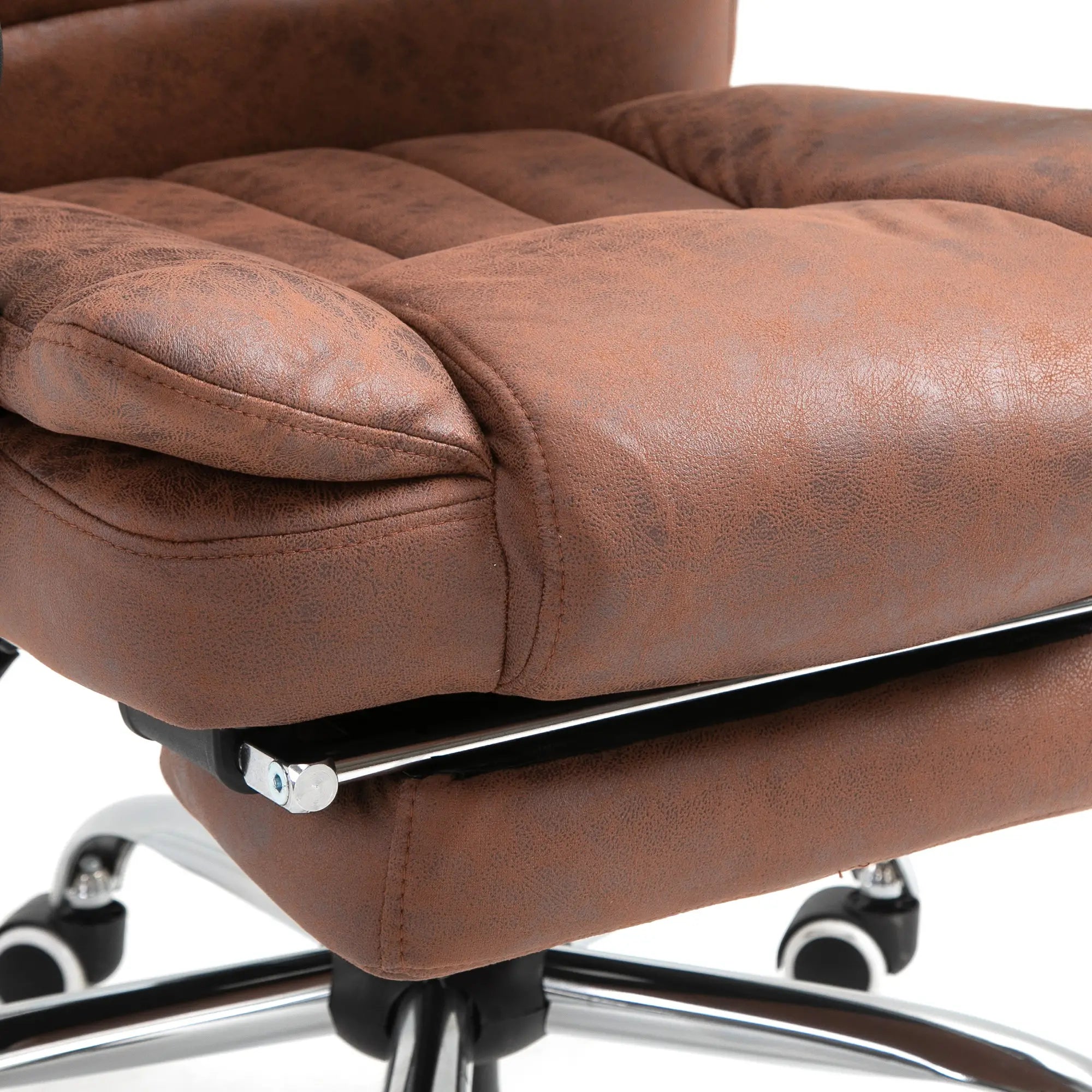 Office Chair, Vibration Massage Recliner, Retractable Footrest, Brown Massage Chairs at Gallery Canada