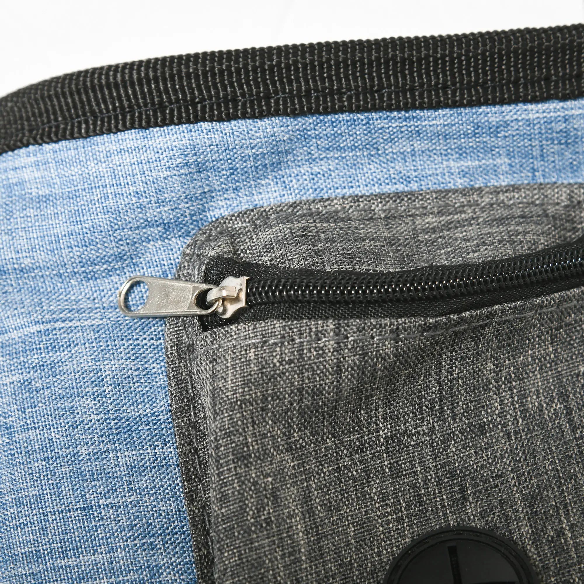 5 Pcs Dog Agility Training Set, Disc, Whistle, Weave Poles, Jump Poles, Food Bag, Carry Bag Dog Agility Training Equipment at Gallery Canada