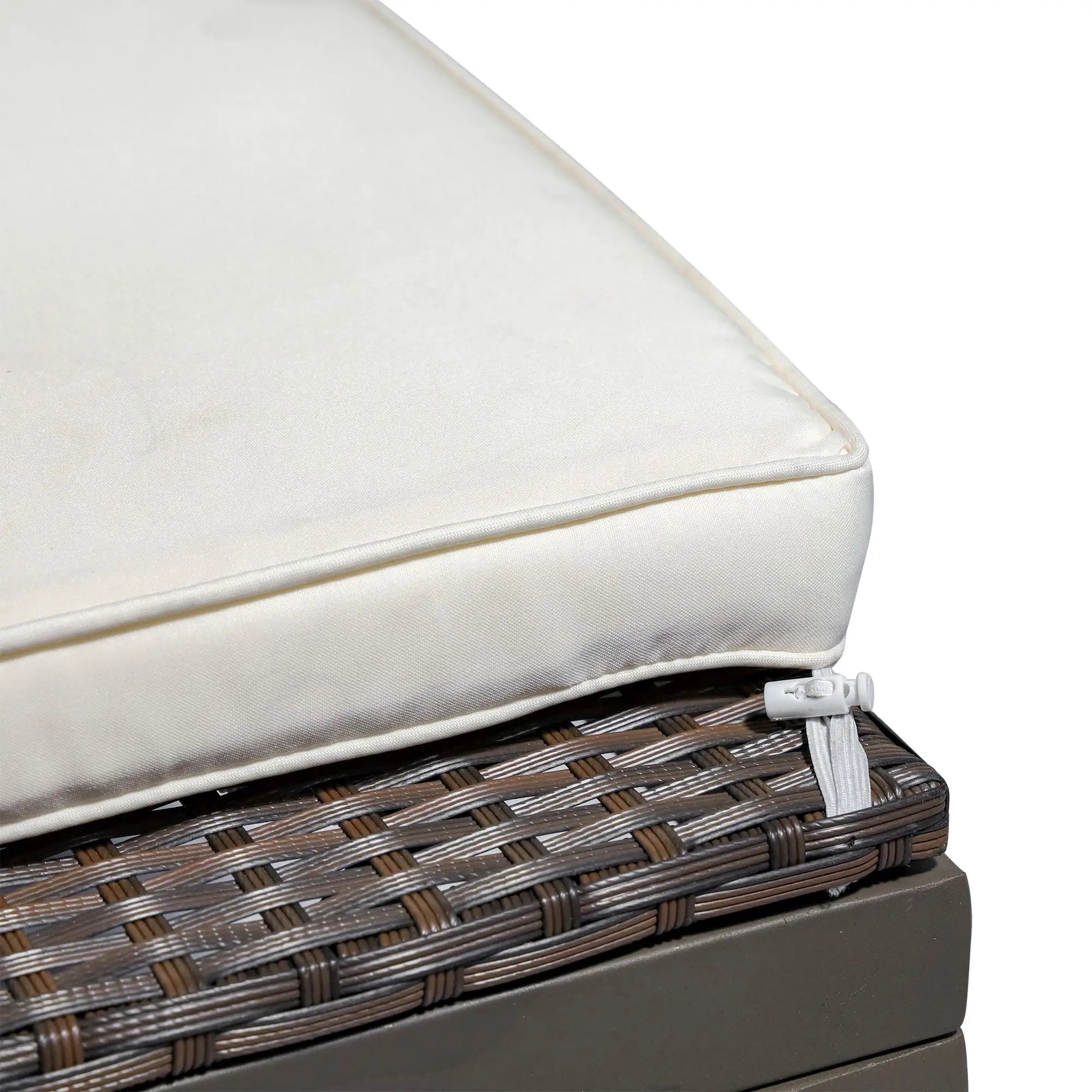 Rattan Sun Lounger, 4-Level Adjustable Backrest, Wheels, Cushion, Cream White Chaise Loungers at Gallery Canada