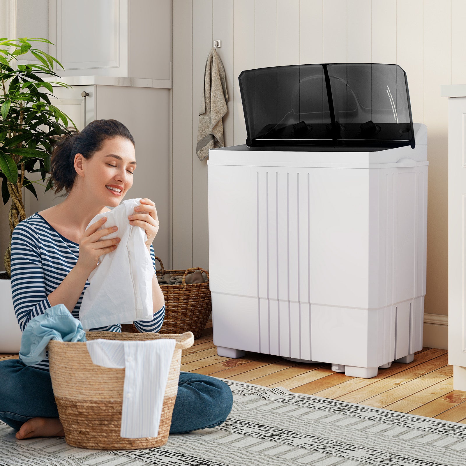 Portable Washing Machine with Built-in Drain Pump, Black Washing Machines at Gallery Canada