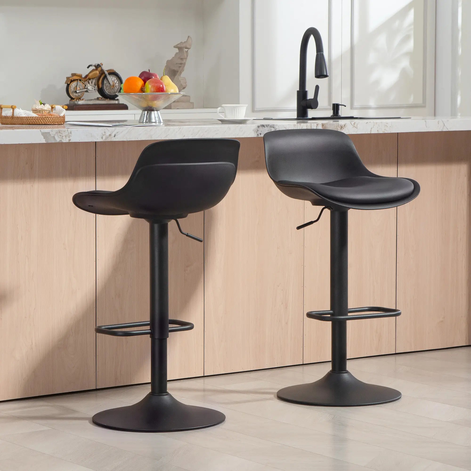 Counter Height Bar Stools Set of 2, Adjustable Swivel PU Leather Seat, Black Bar Stools at Gallery Canada