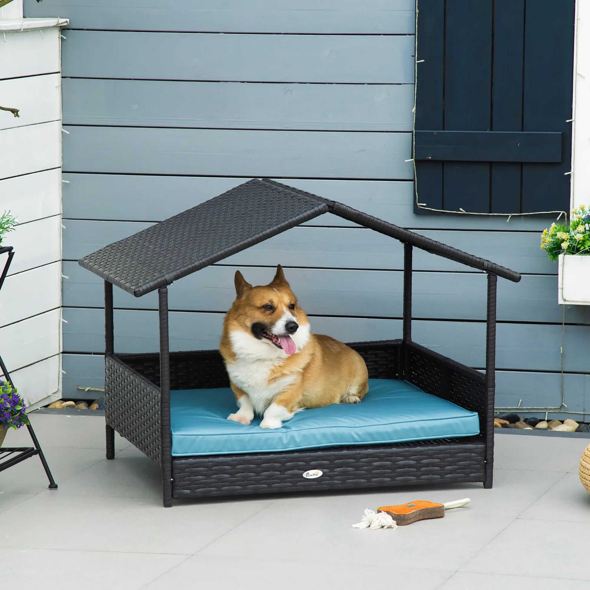Wicker Pet House Dog Bed, Indoor Outdoor Rattan Furniture with Cushion Houses, Kennels & Pens at Gallery Canada