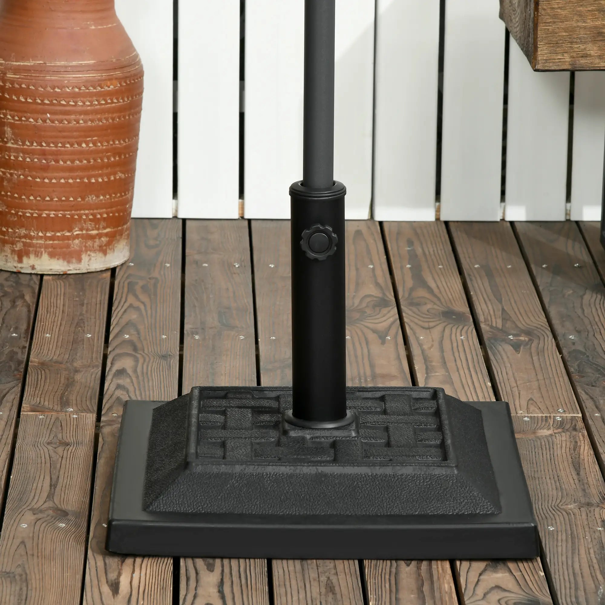 26 lb Heavy Duty Patio Umbrella Base, Square Resin Stand, Outdoor, Black Umbrella Bases at Gallery Canada