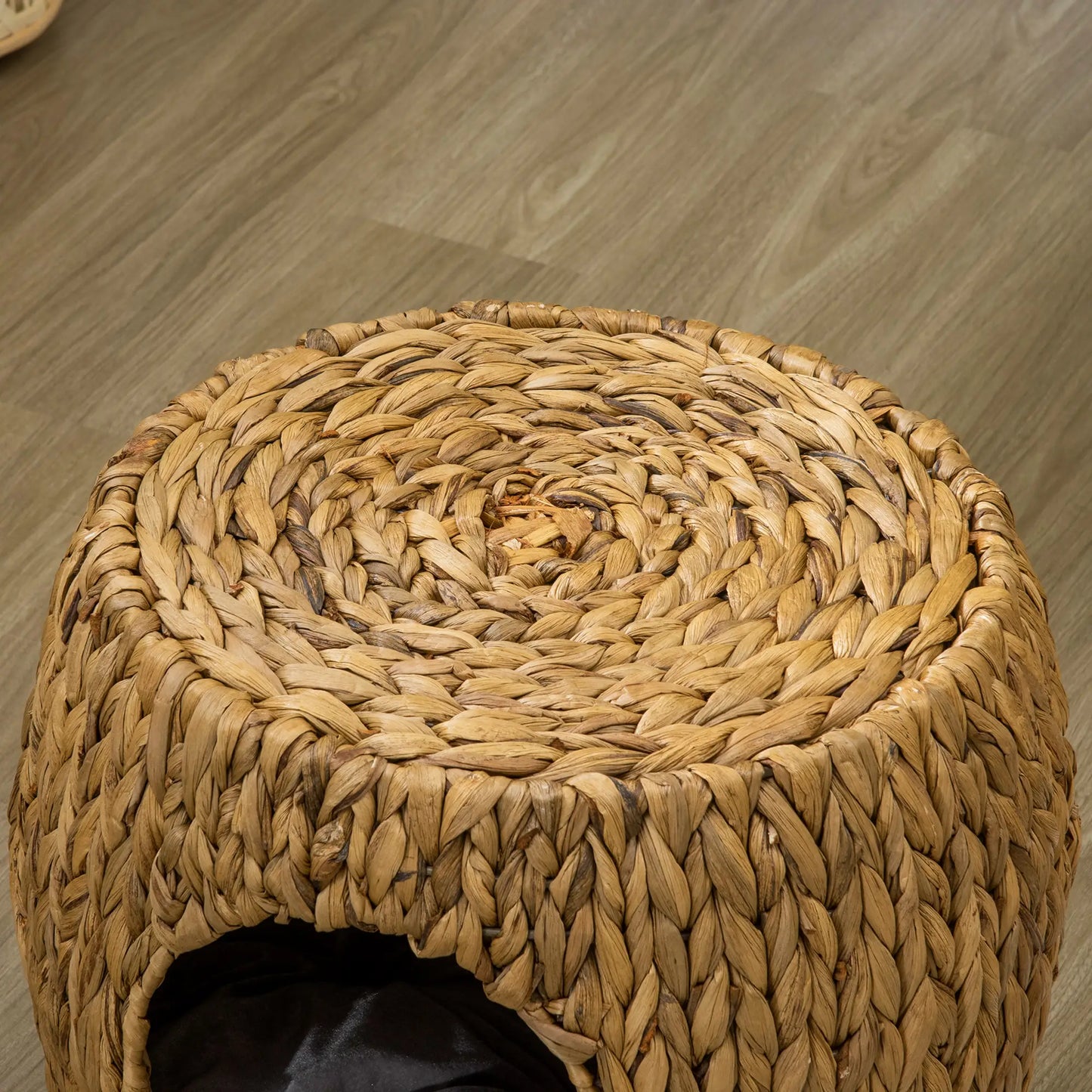 Wicker Cat Bed, Washable Cushion, Rattan Kitten Bed, Light Brown Cat Houses at Gallery Canada