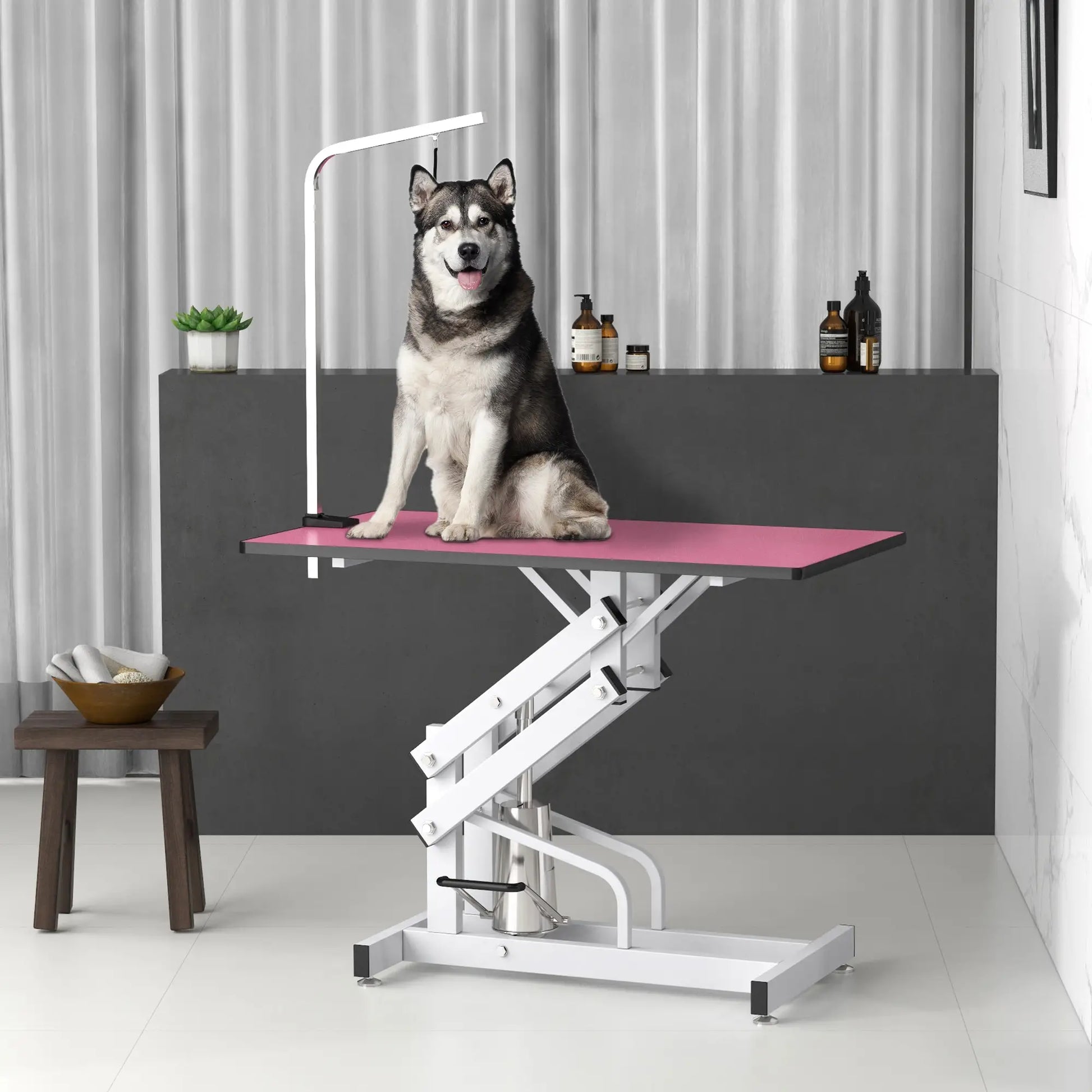 Adjustable Dog Grooming Table with Arm, Noose, Non-Slip, Pink Dog Grooming Tables at Gallery Canada