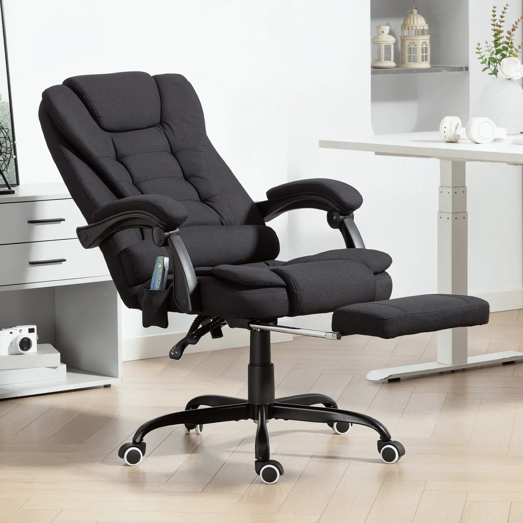7-Point Vibrating Massage Chair, Reclining Office Chair with Footrest, Black Massage Chairs at Gallery Canada