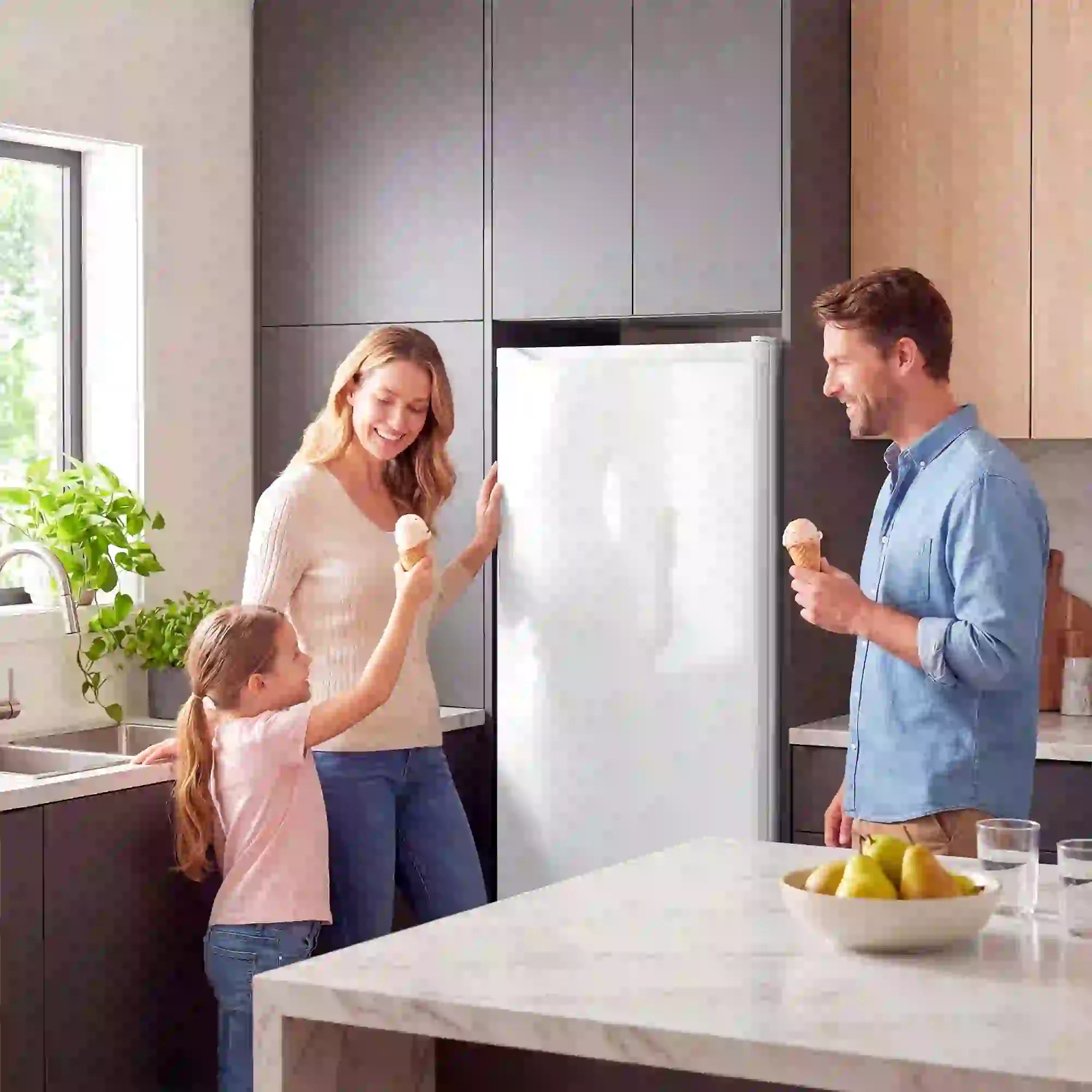 7.0 Cu.Ft Upright Freezer with 6 Adjustable Shelves, White Small Kitchen Appliances at Gallery Canada