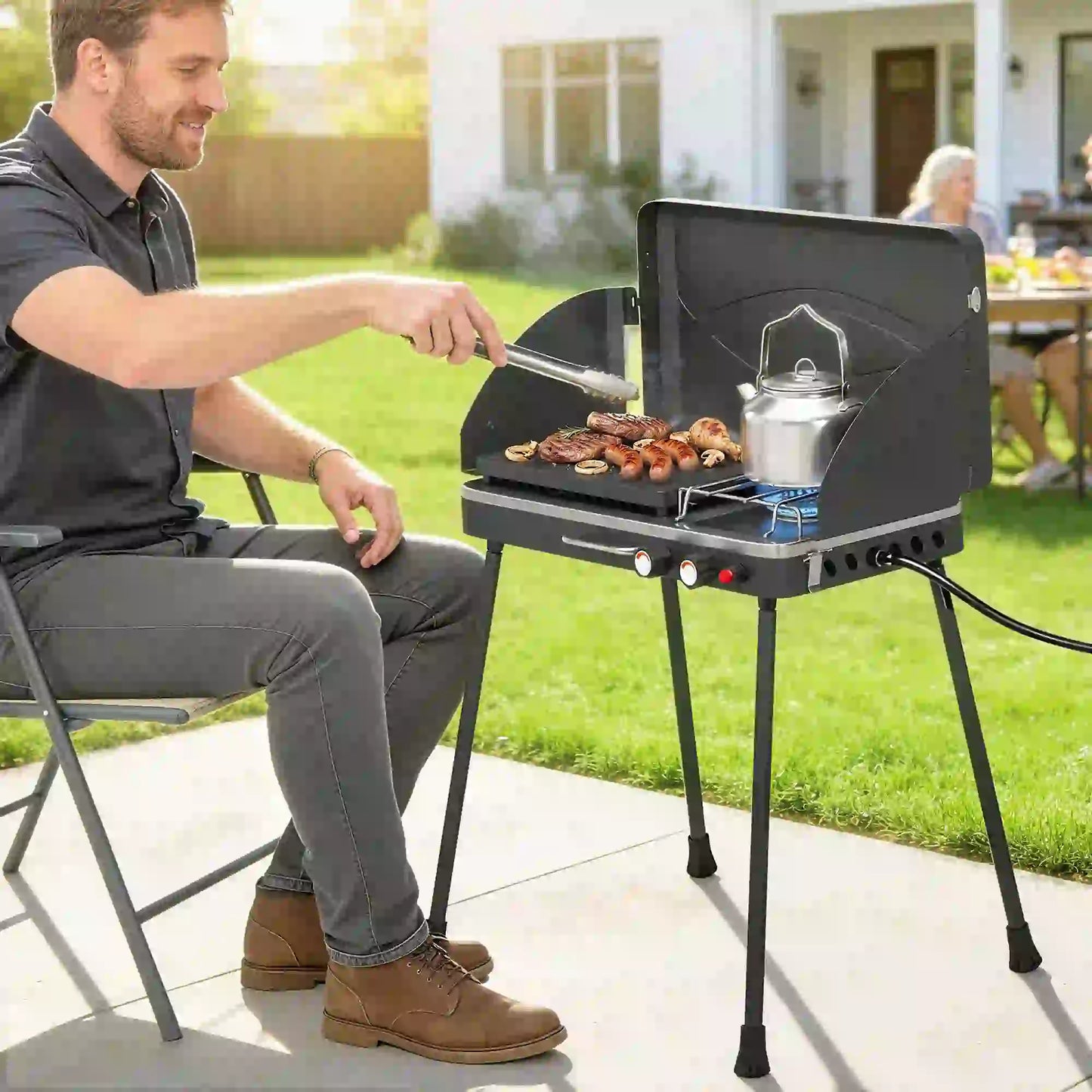 Camping Stove Gas Griddle Combo, 20,000 BTU, Portable, Black Propane Gas Grills at Gallery Canada