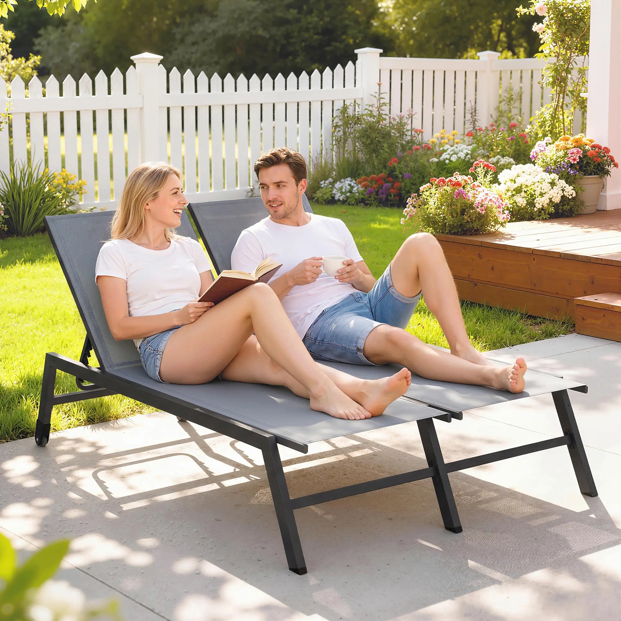 Chaise Lounge Chair For 2 Person, 5-Position Adjustable With Wheels Lounger Chairs at Gallery Canada