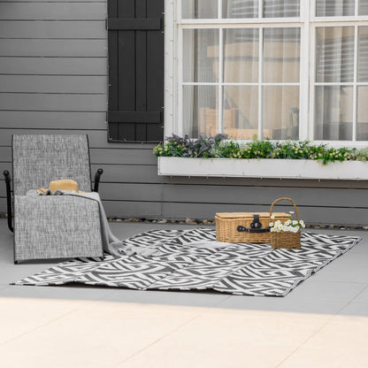 Reversible Outdoor RV Rug, Patio Floor Mat, 5' x 8', Black & White Garden Decor at Gallery Canada