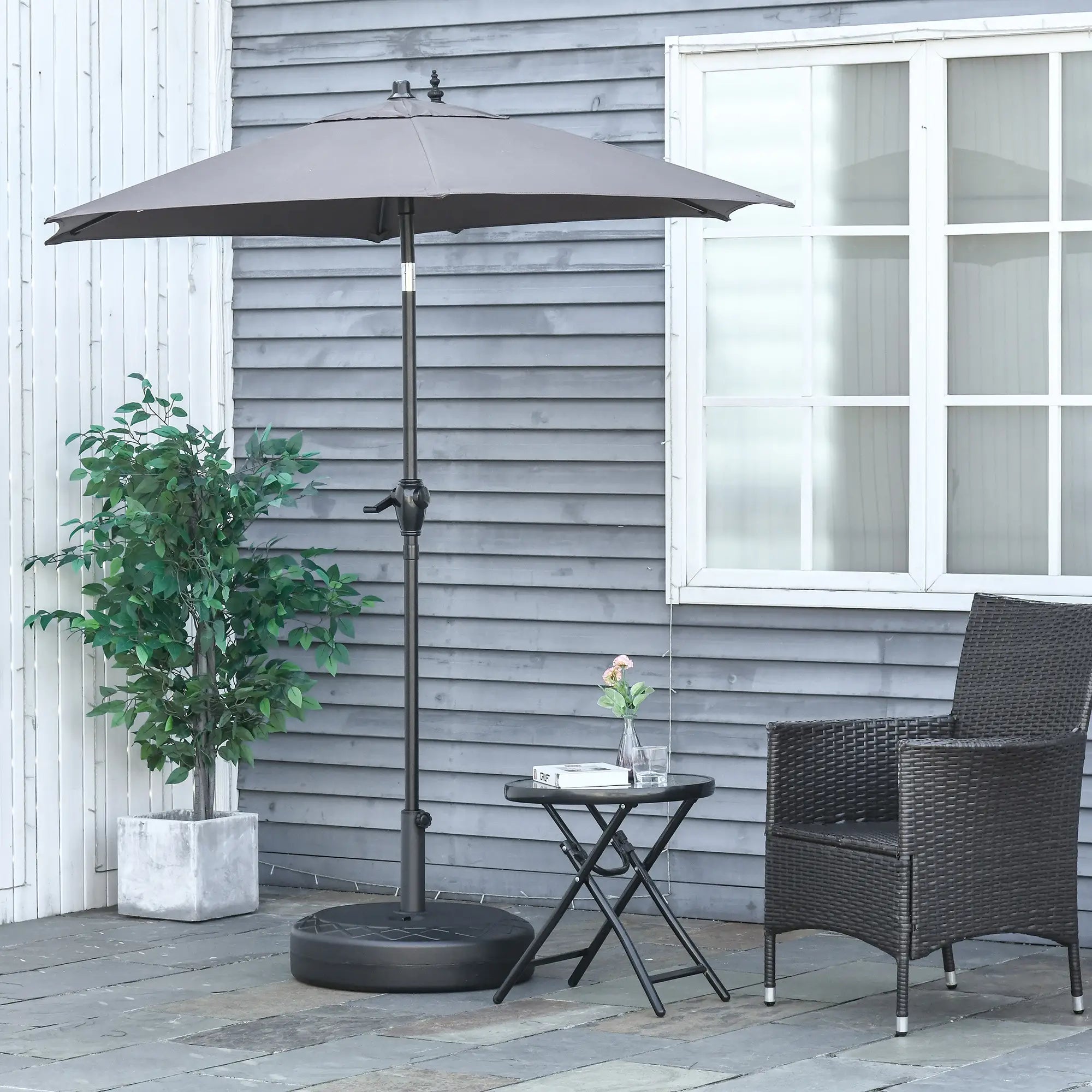 22'' Round Parasol Base, Water Filled, for 1.5''/1.9'', Black Umbrella Bases at Gallery Canada