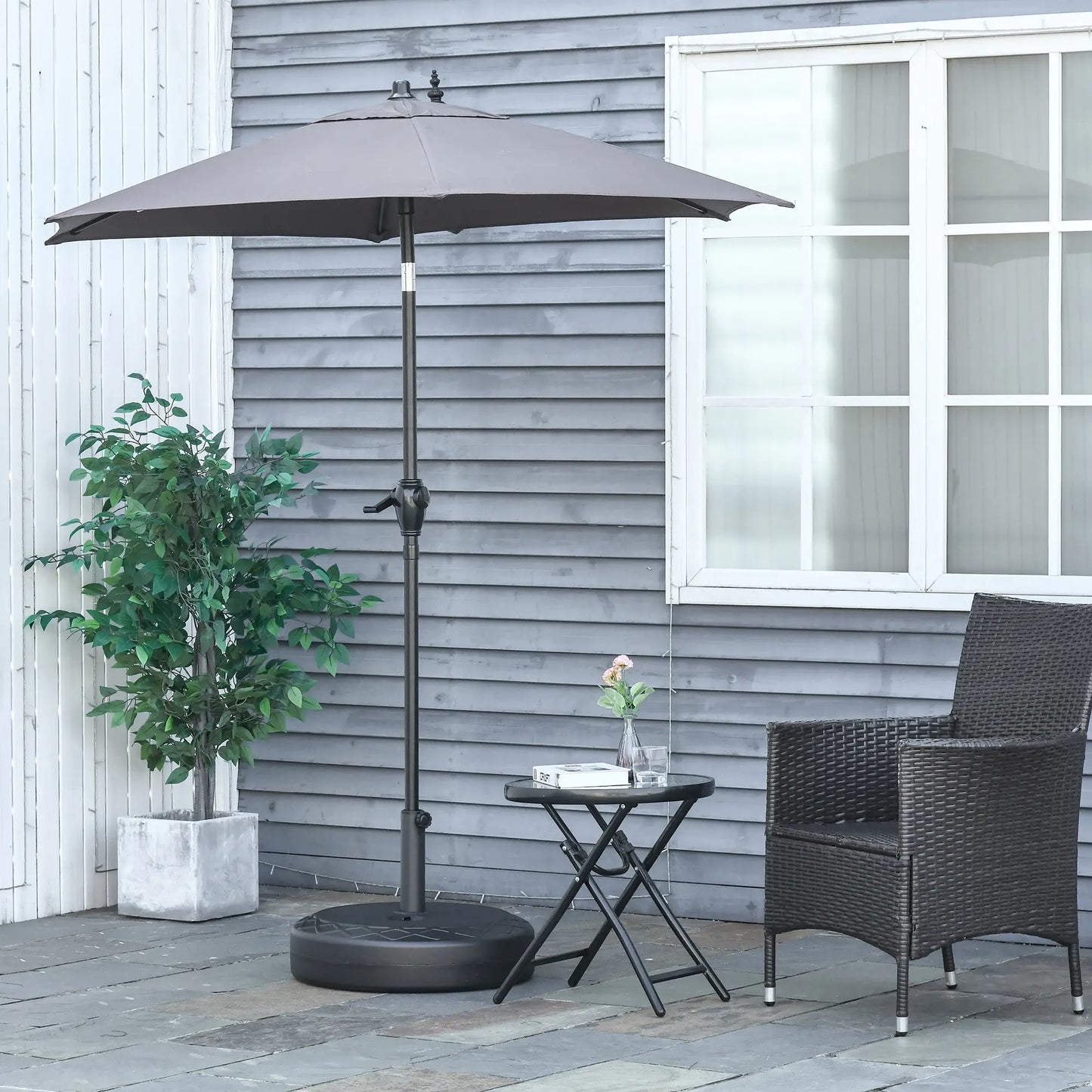 22'' Round Parasol Base, Water Filled, for 1.5''/1.9'', Black Umbrella Bases at Gallery Canada