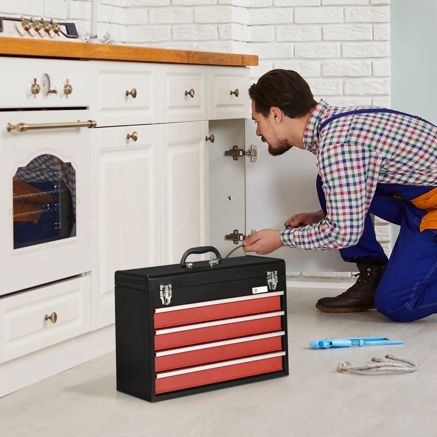 15.6" Tall Portable Metal Tool Box, 4 Drawer Lockable Chest, Red Tool Organizers at Gallery Canada