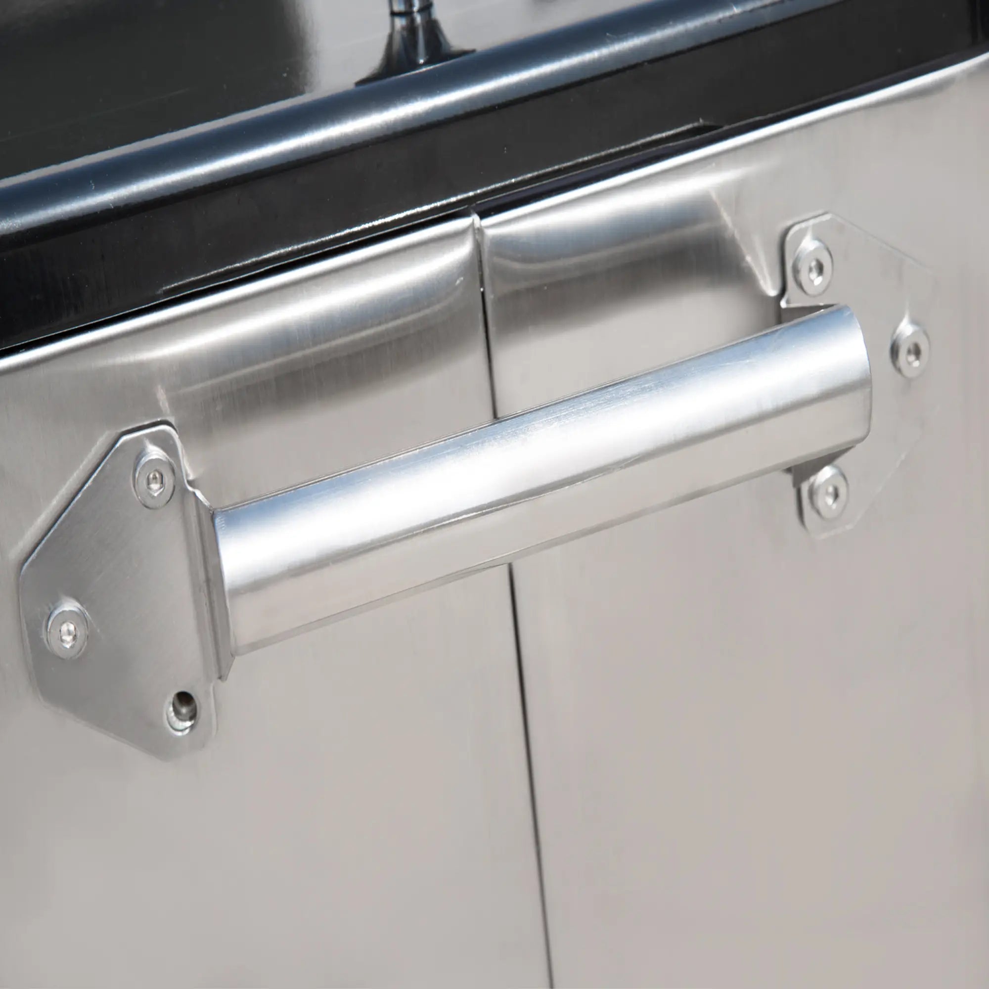 80 Quart Rolling Cooler Cart Portable Patio Ice Beer Beverage Cooling Bin for Outdoor Party w/ Bottle Opener &; Storage Shelf Silver Cooler Boxes at Gallery Canada