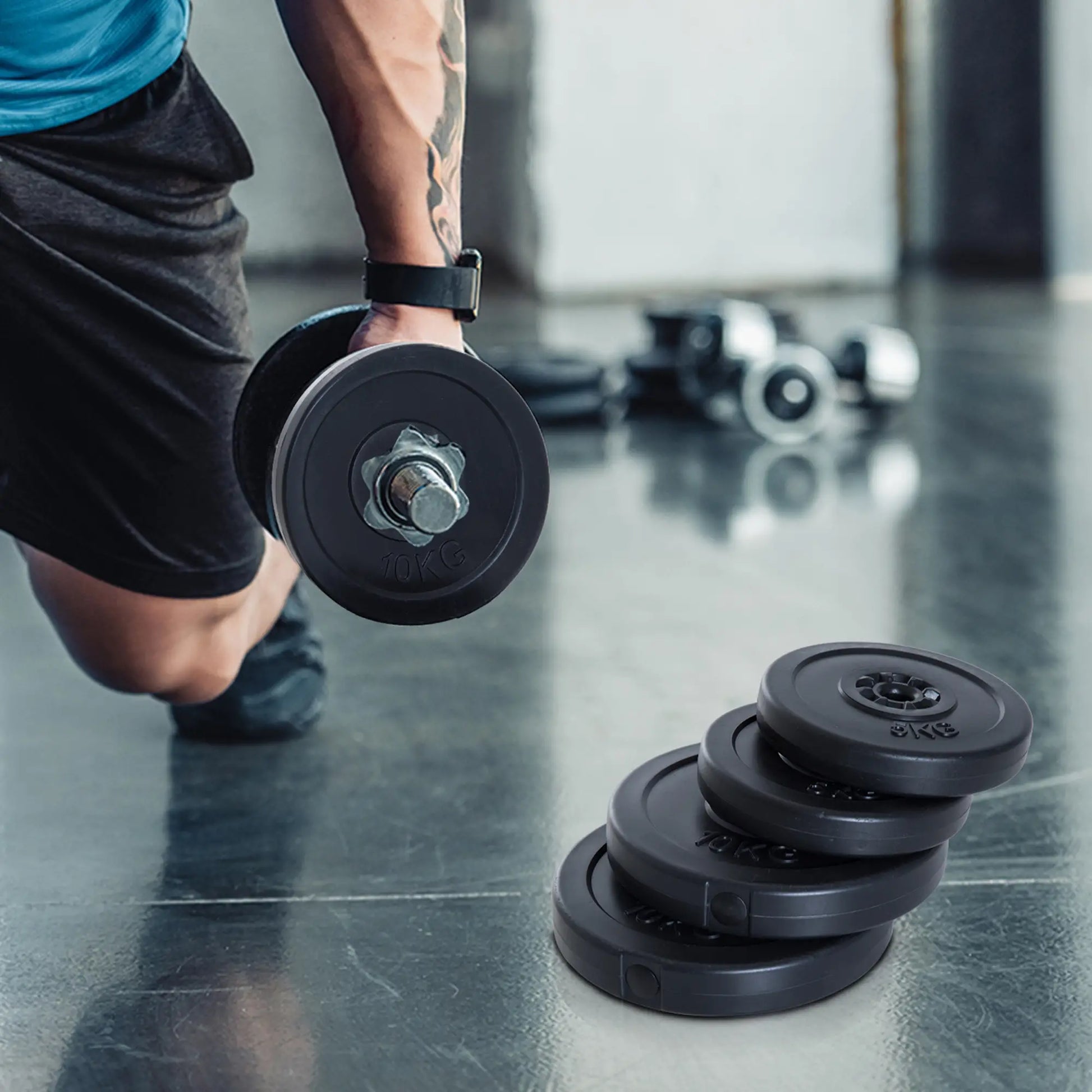 4 Piece Dumbbell Weight Plates Set, 2 x 11lbs and 2 x 22lbs, Black Dumbbells & Barbells at Gallery Canada