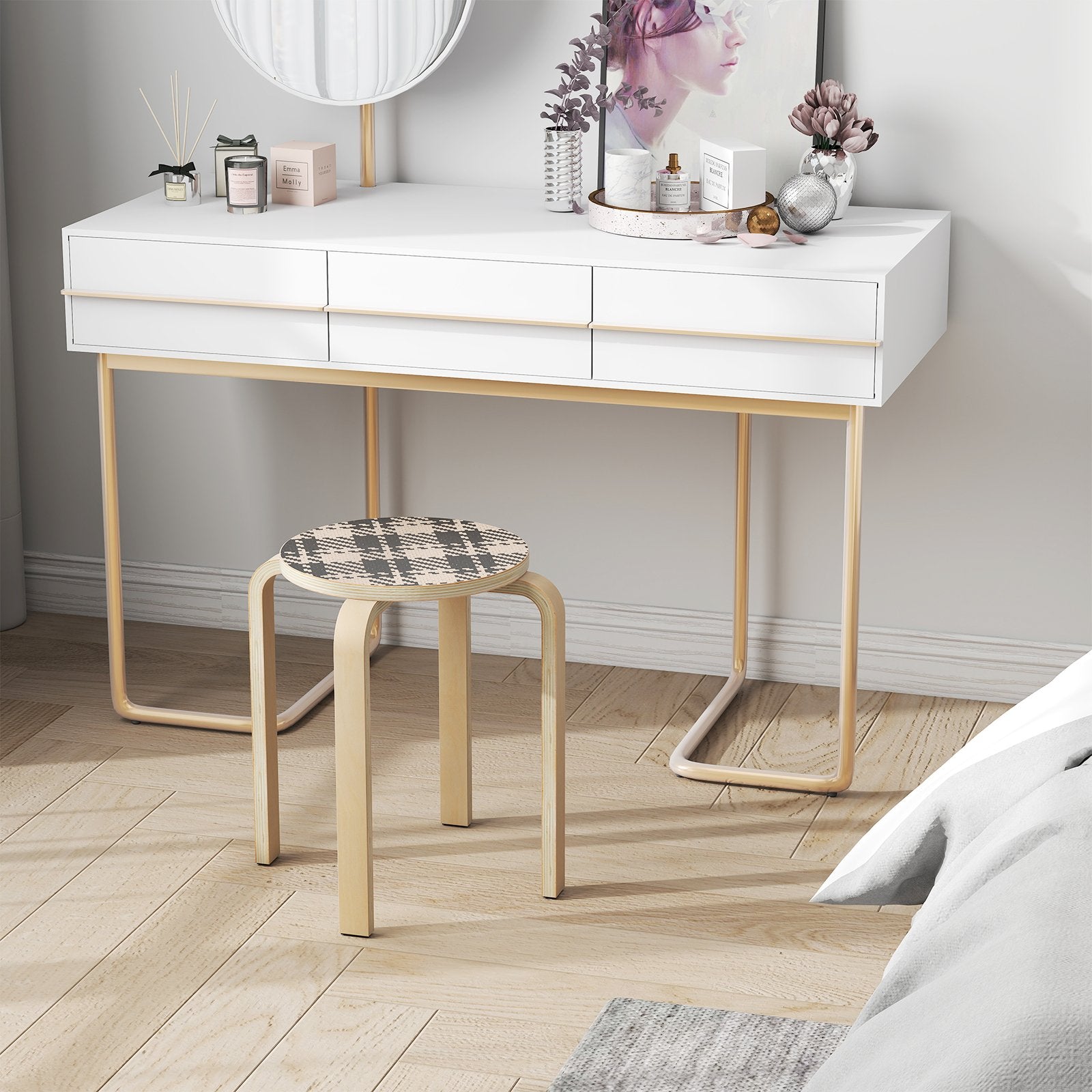 Set of 4 18 Inch Stackable Bentwood Dining Chairs with Round Top, Yellow Kitchen & Dining at Gallery Canada