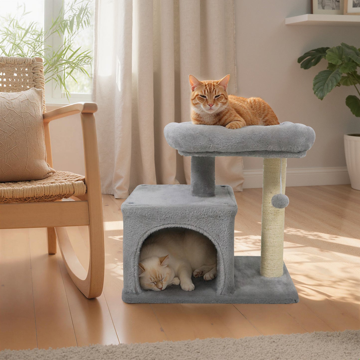 Small Cat Tree with Large Padded Plush Perch for Indoor Cats, Light Gray Cat Trees Condos & Scratchers at Gallery Canada