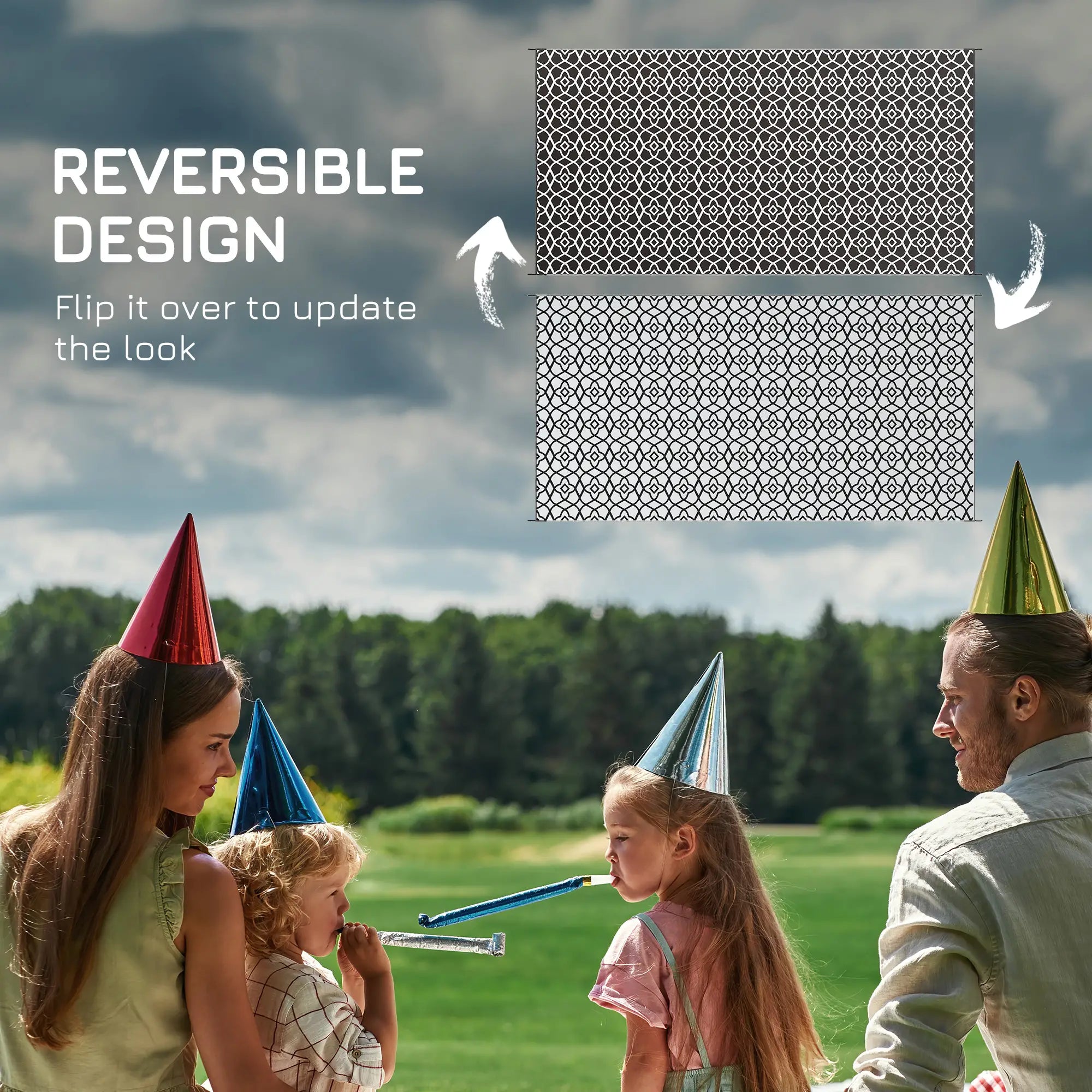 Reversible Outdoor Rug, Waterproof, 9' x 18', Clover, Black and White Outdoor Reversible Rugs at Gallery Canada