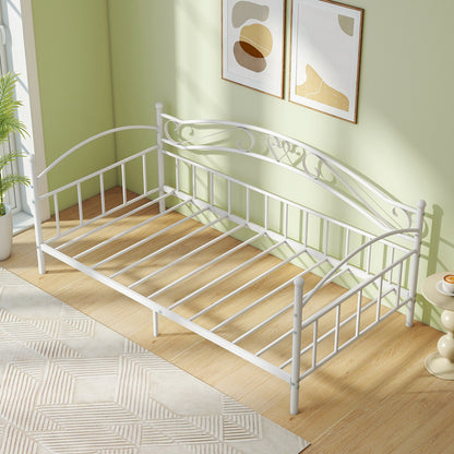 Twin Size Metal Daybed Frame with Headboard for Bedroom, White Trundle Bed Frame at Gallery Canada