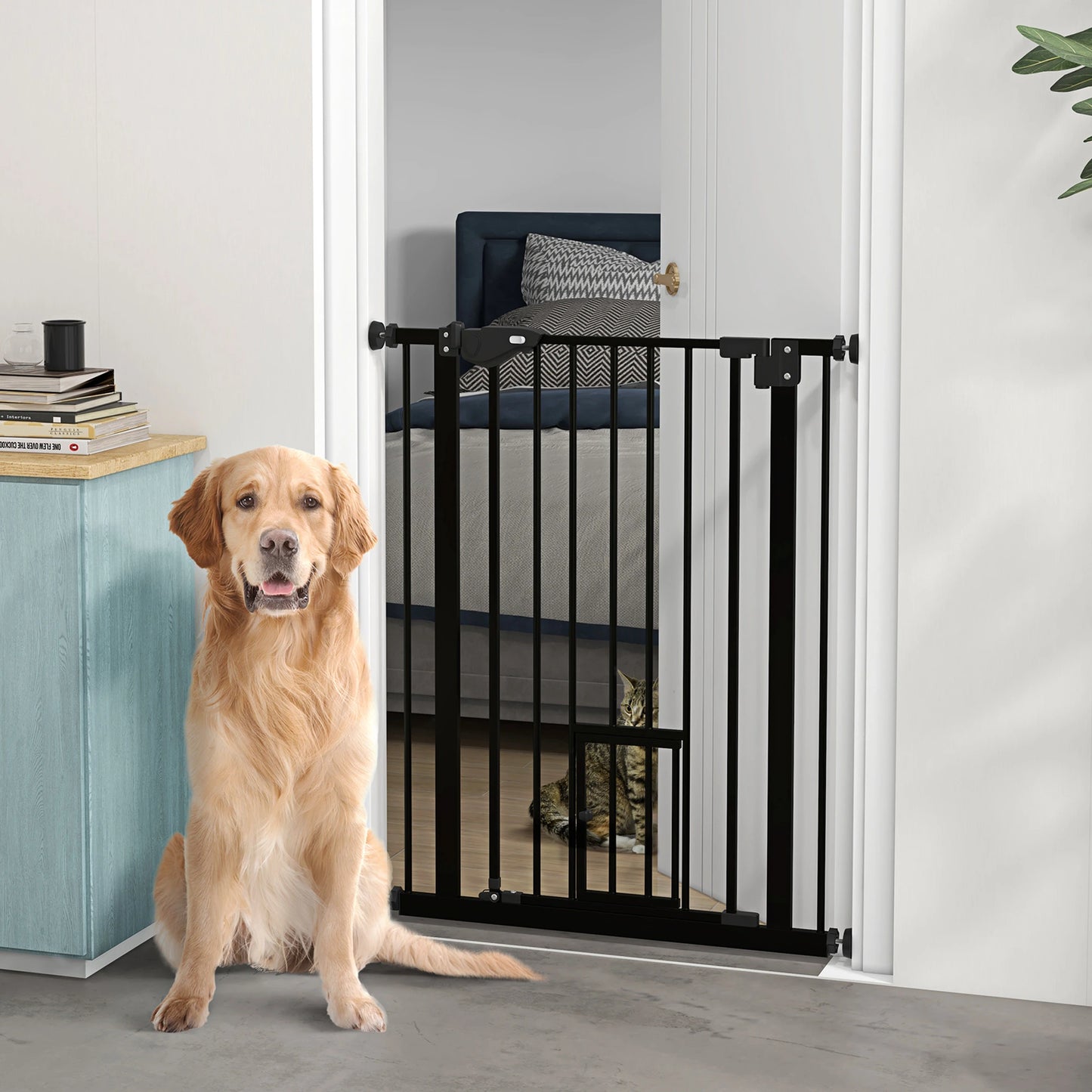 36" Indoor Dog Gate for Doorways, House, Stairs, Black Houses, Kennels & Pens at Gallery Canada