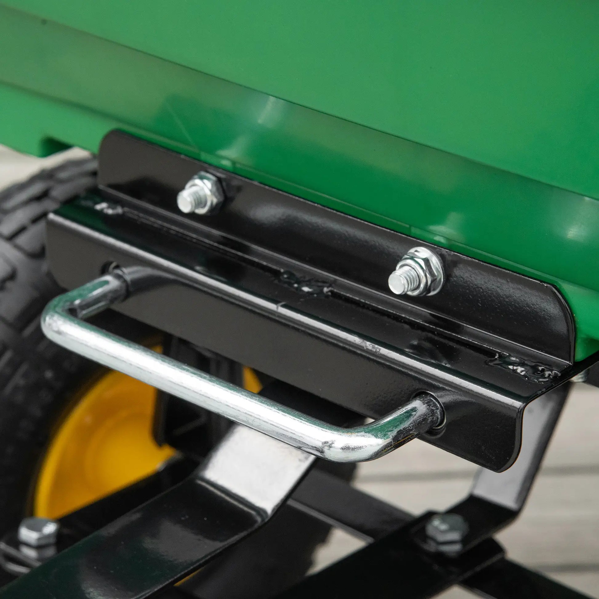 Heavy Duty Garden Dump Cart, 440lbs, Steel Frame, 10'' Pneumatic Tires, Green Folding Garden Carts at Gallery Canada