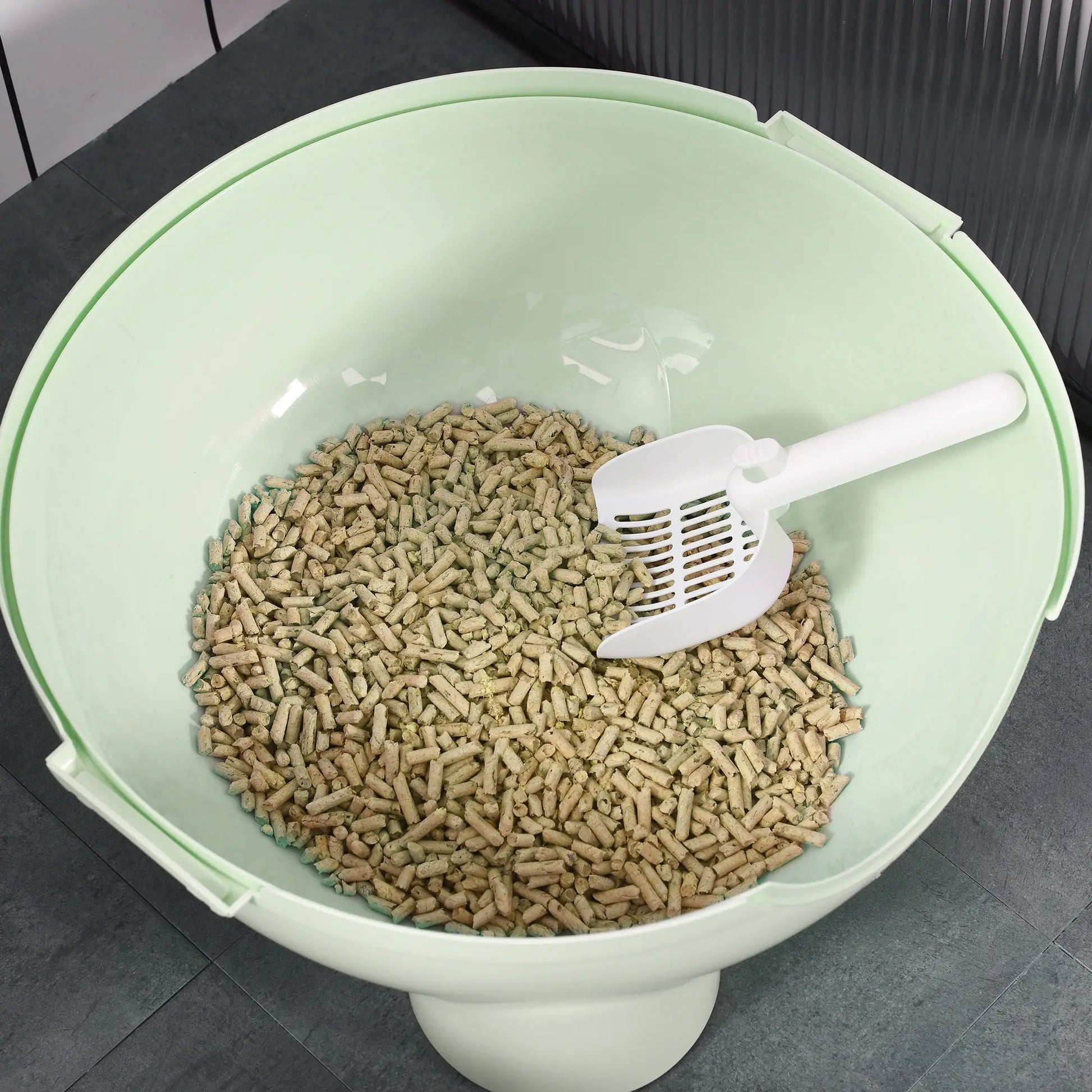 Enclosed Cat Litter Box, Large with Lid, Scoop, Leaking Sand Pedal, Light Green Cat Litter Box Enclosures at Gallery Canada