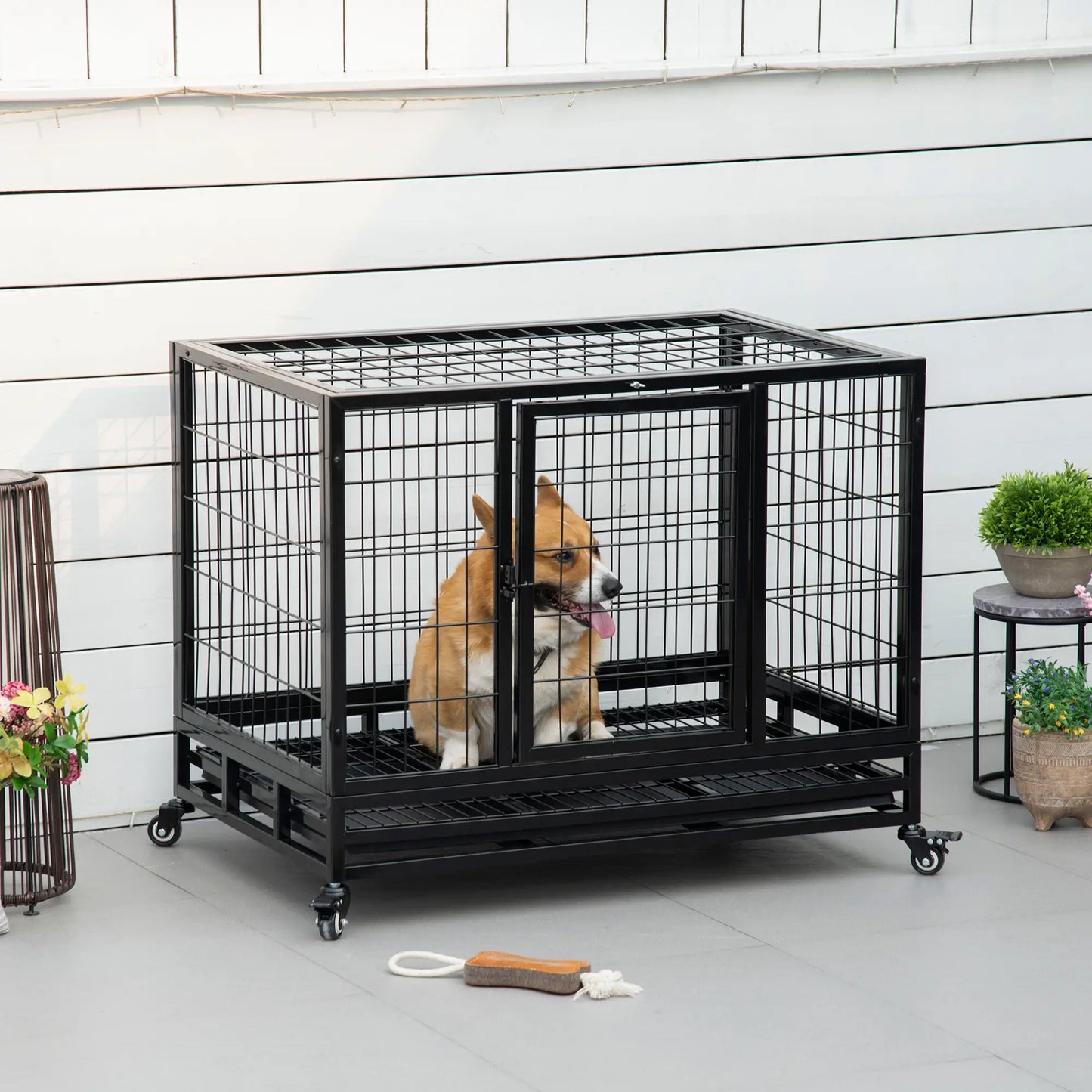 Heavy Duty Dog Crate, Two Doors, Lockable Wheels, Removable Tray, 36" x 24" x 27" Houses, Kennels & Pens at Gallery Canada