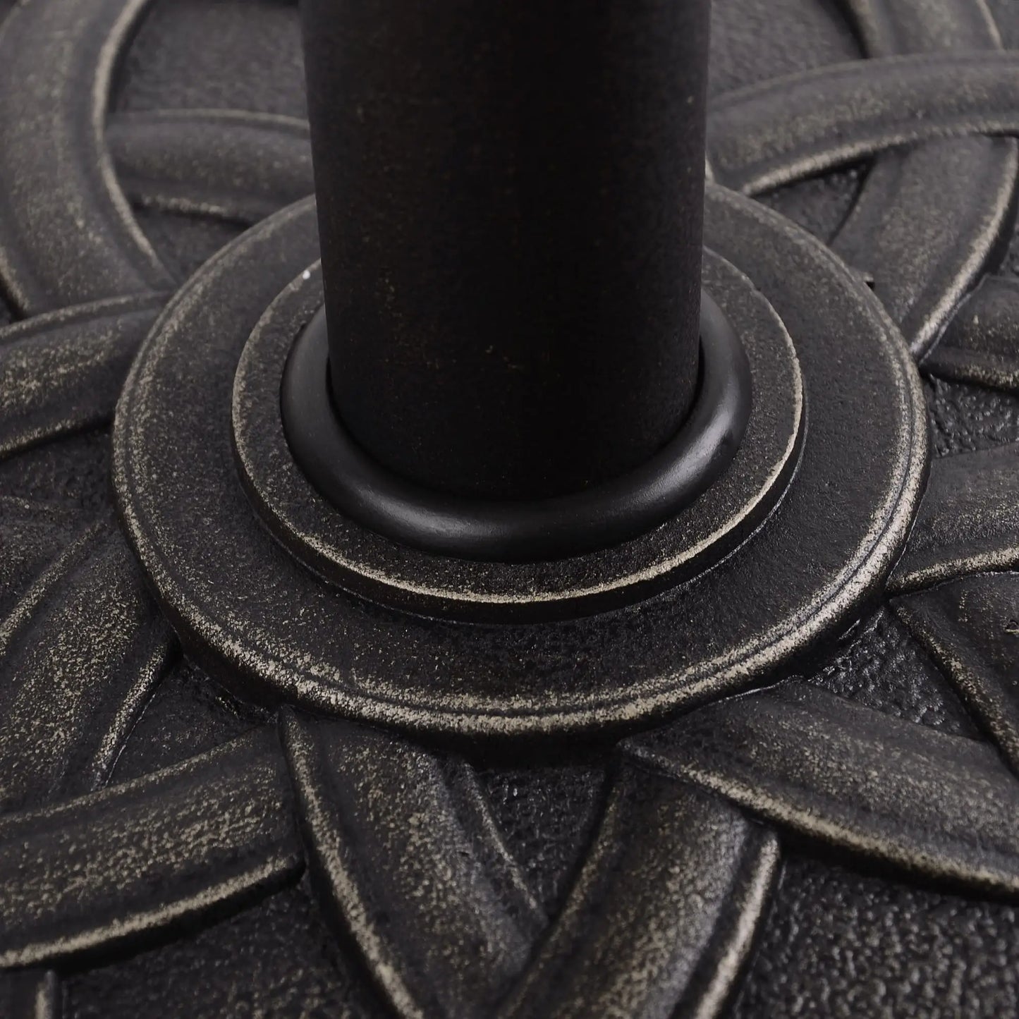 42 lbs 22" Bronze Resin Round Umbrella Base, Patio Stand, Bronze Umbrella Bases at Gallery Canada