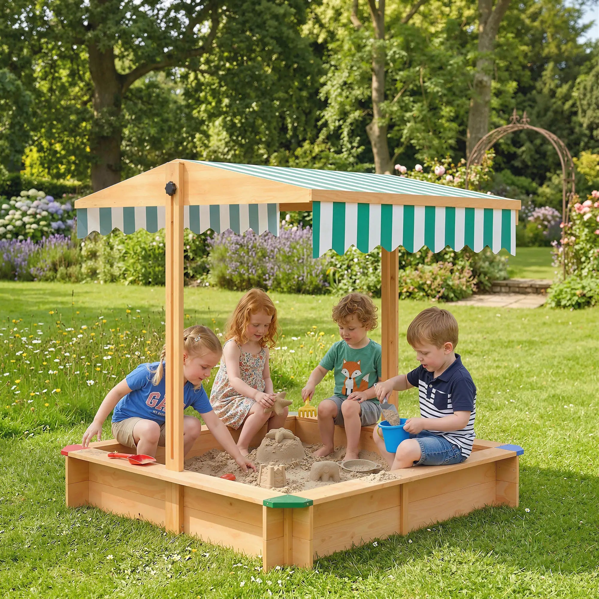 Wooden Sandbox With Cover, Outdoor For Kids, Light Brown Sandboxes & Accessories at Gallery Canada