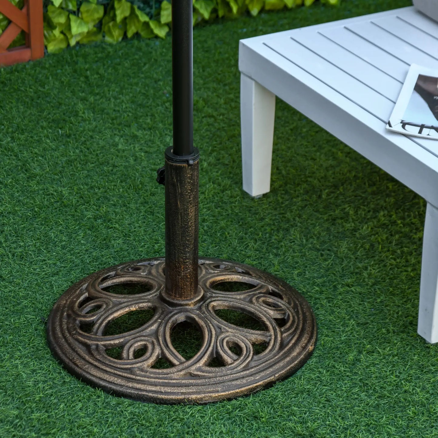 Round Cast Iron Umbrella Base Stand, Outdoor, Fit Dia. 1.5", 2" Pole, Bronze Umbrella Bases at Gallery Canada
