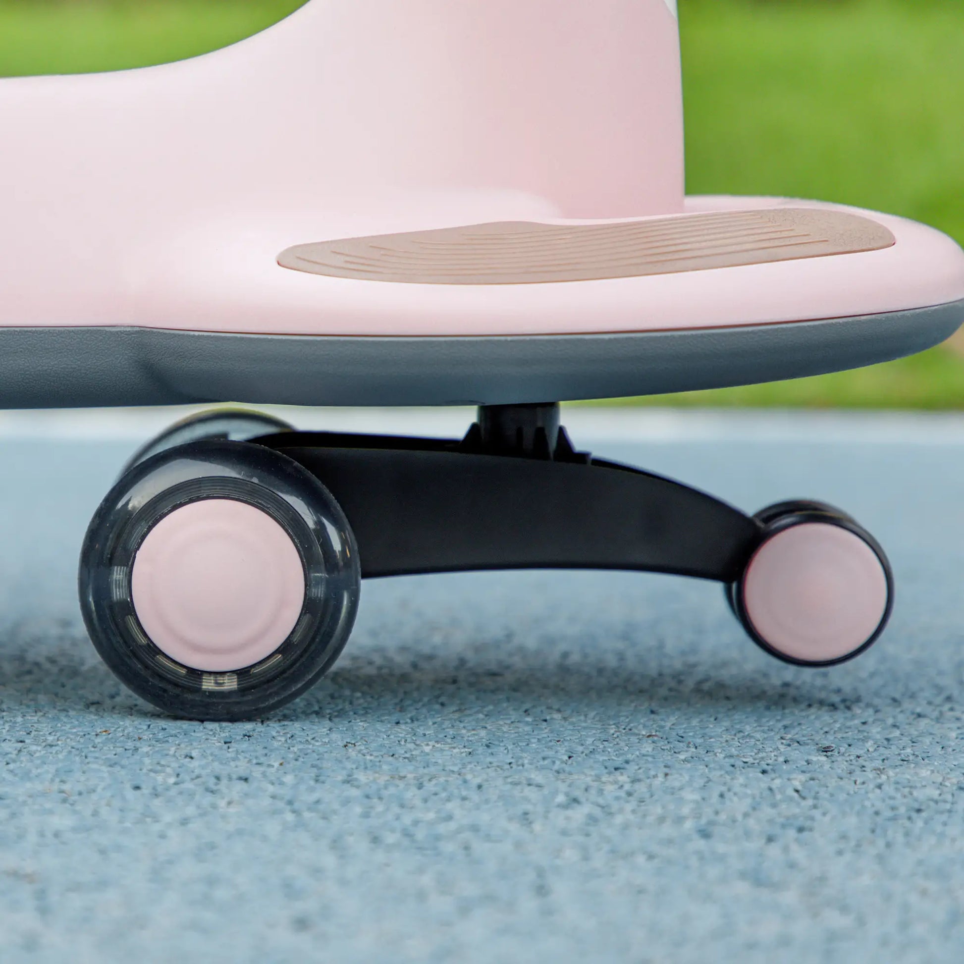 Kids Wiggle Car With Parent Rope, Music, Light, Pink Riding & Rocking Toys at Gallery Canada