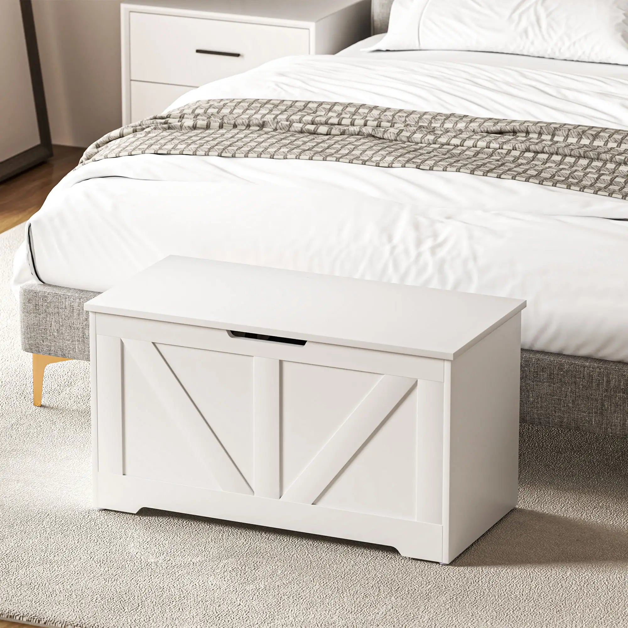 31.5 Inches Storage Chest, Storage Trunk with 2 Safety Hinges, Wooden Box for Living Room, White Wood Grain Storage Cabinets at Gallery Canada