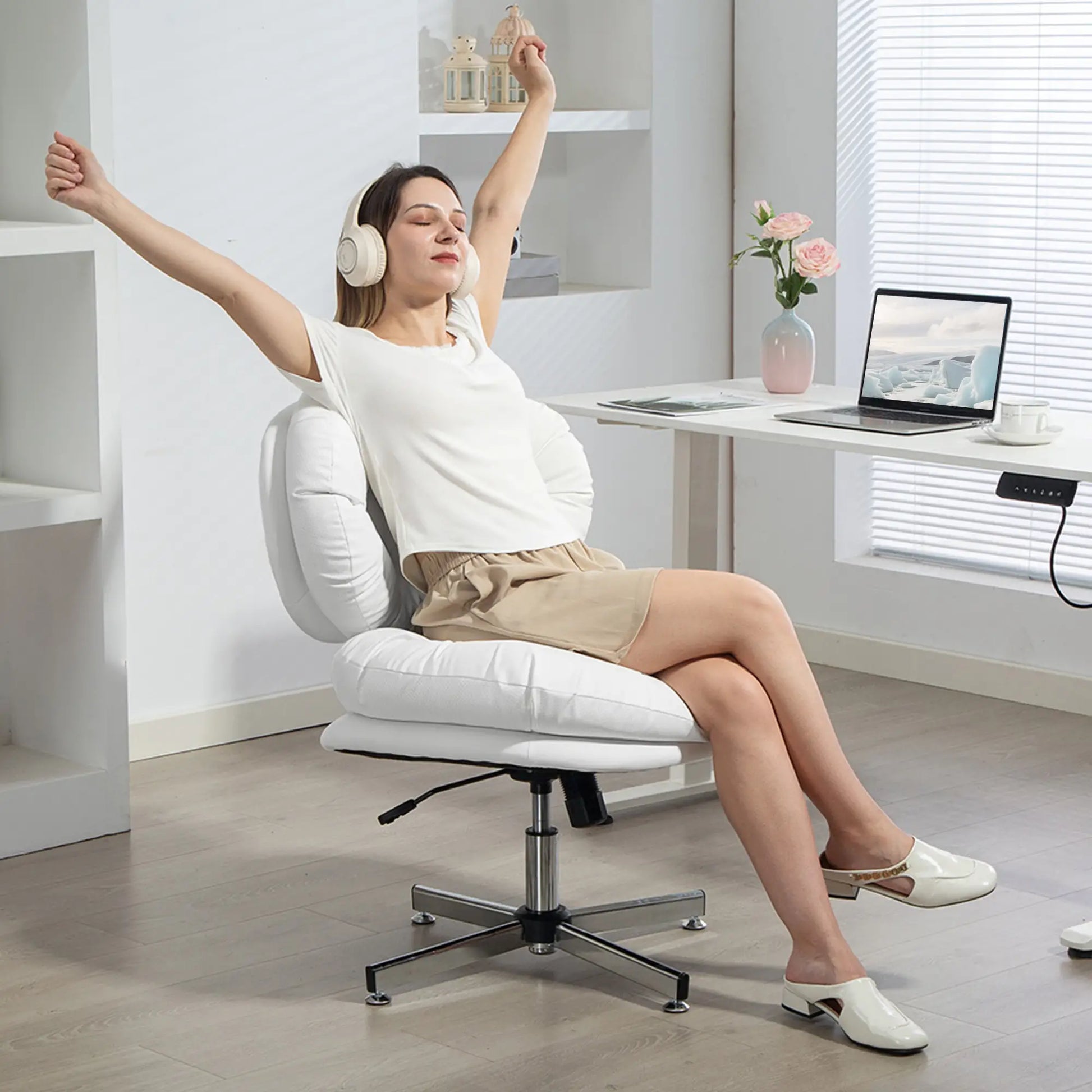 Armless Office Chair, Wide Padded Seat, Adjustable Height, White Task Chairs at Gallery Canada