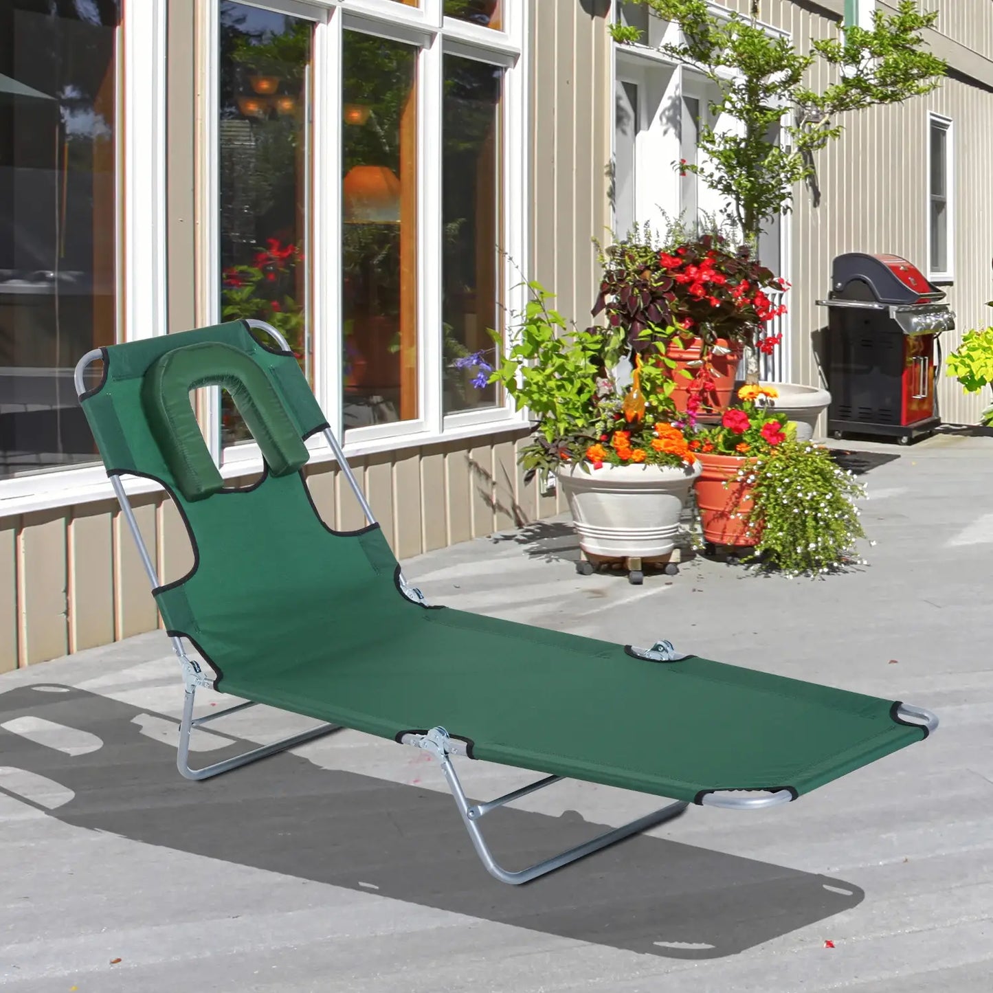 Outdoor Lounge Chair, Adjustable Folding Chaise, Green Lounger Chairs at Gallery Canada