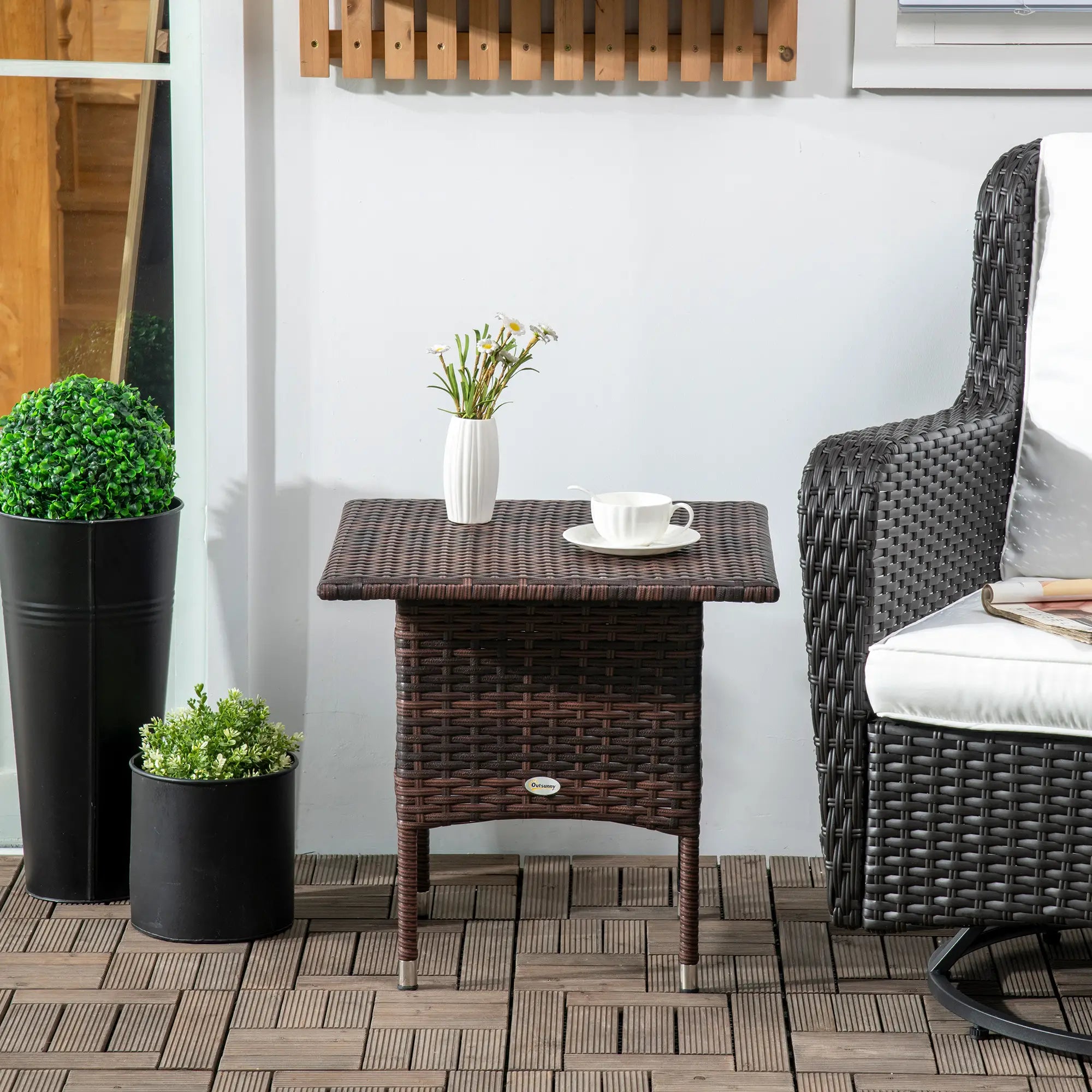 Wicker Patio Coffee Table With Plastic Board, 20