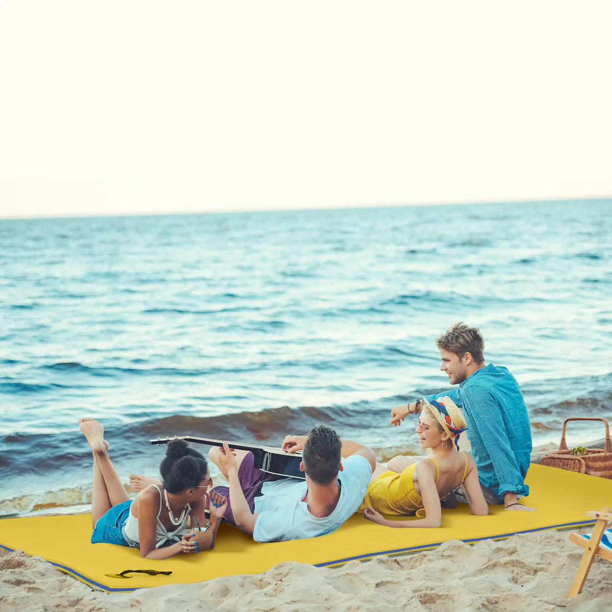 10' x 5' Roll-Up Pool Float Pad, Water Mat for Play, Relaxation, Yellow Floating Water Mats at Gallery Canada