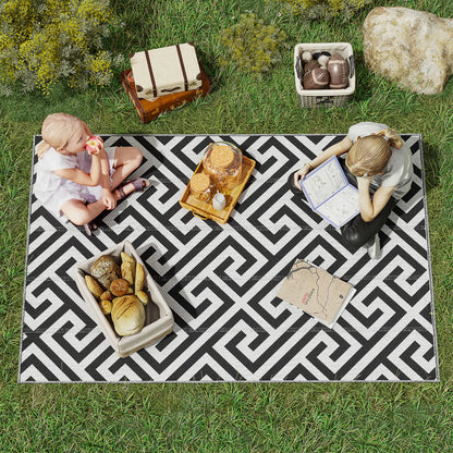 Reversible Outdoor RV Rug, 4' x 6', Patio Mat, Black & White Outdoor Reversible Rugs at Gallery Canada