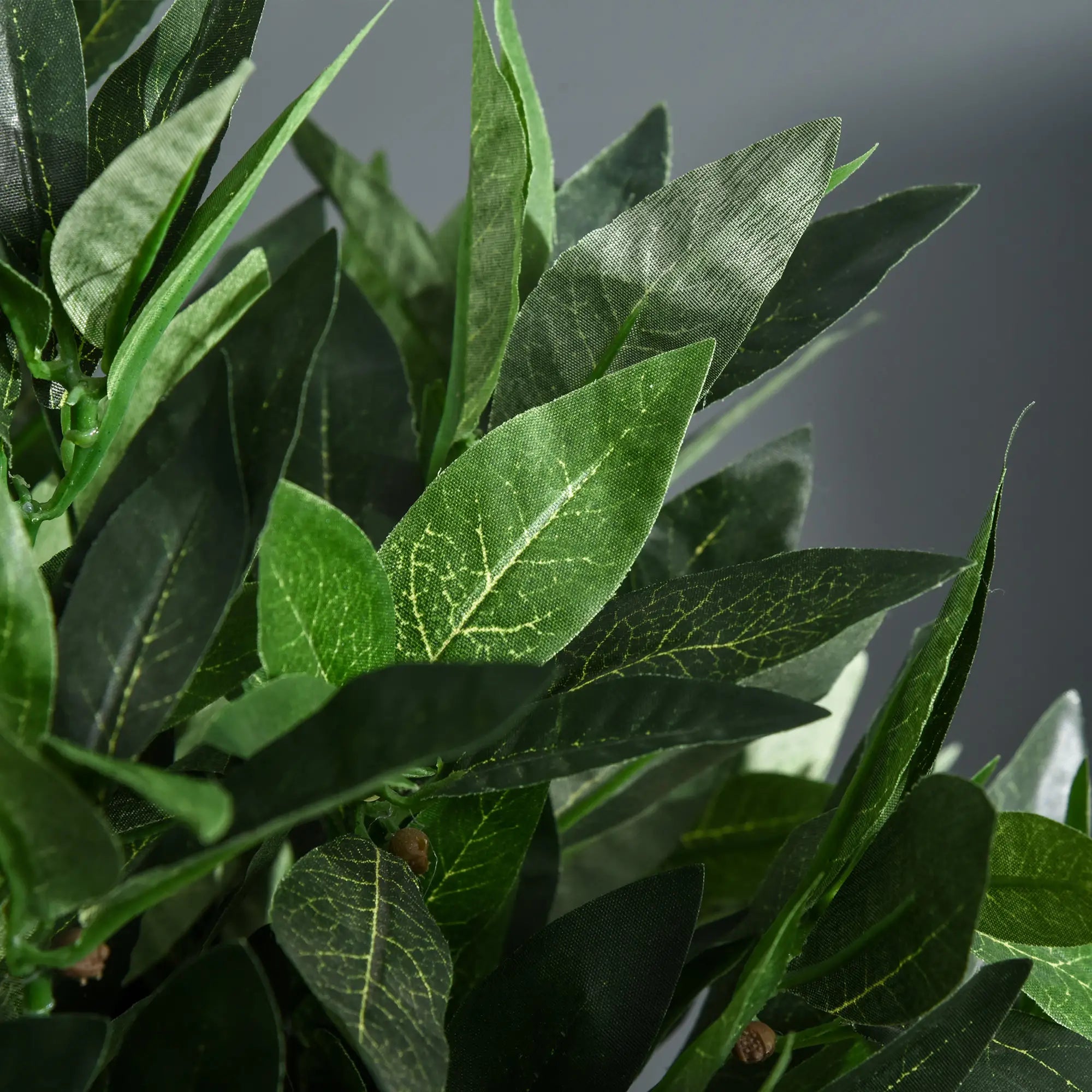 4FT Artificial Laurel Tree Set, Lifelike Fake Plant, Green Artificial Trees at Gallery Canada