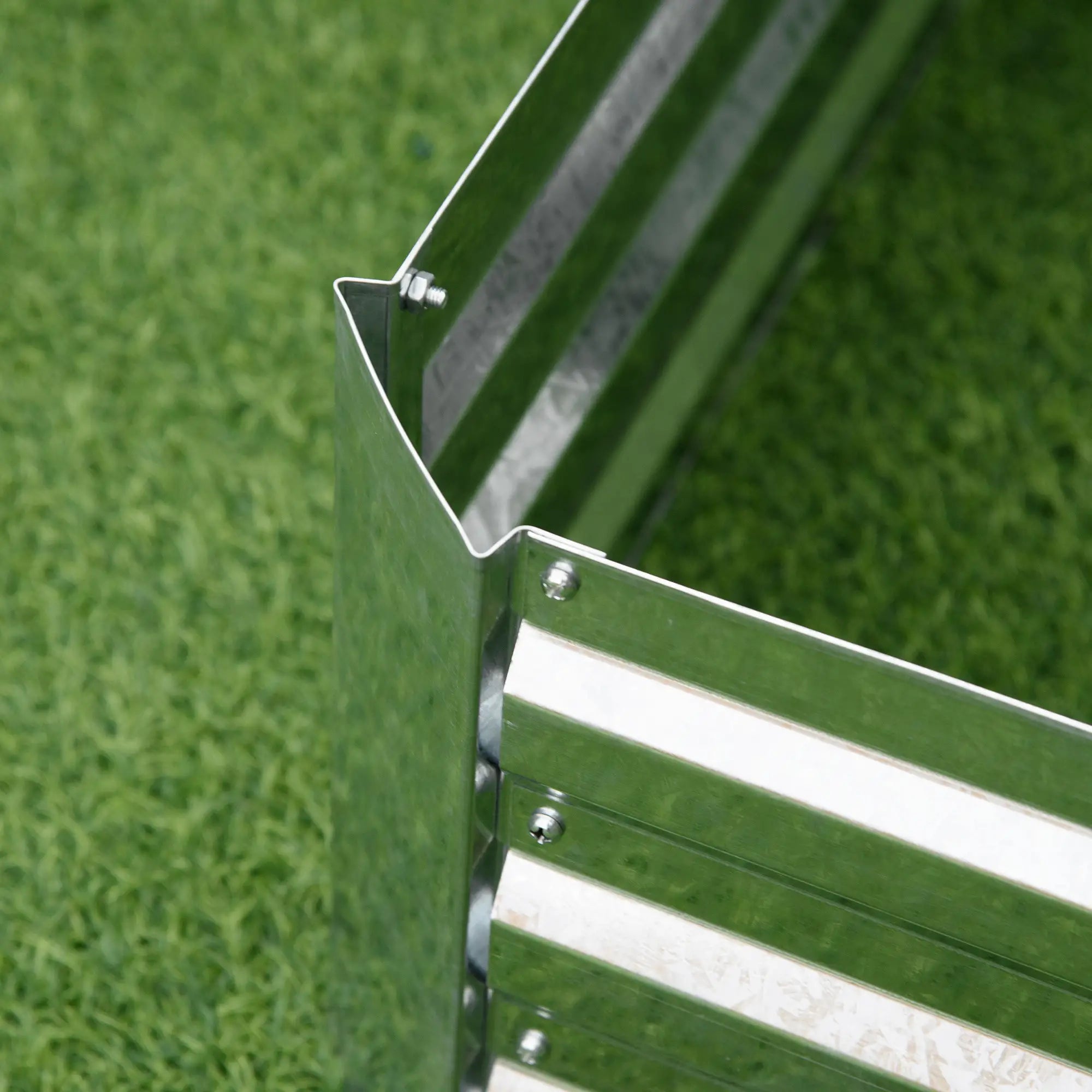 Galvanized Raised Garden Bed, 4' x 3' x 1', Outdoor Metal Planter Box Raised Garden Beds at Gallery Canada