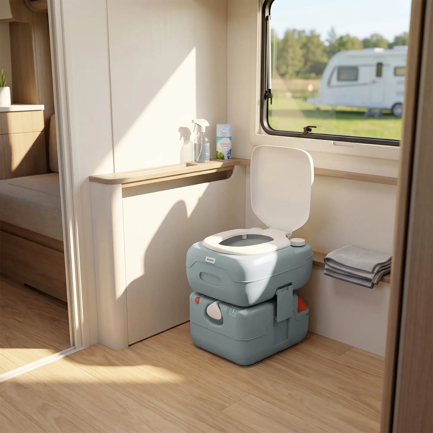 5.8 Gallon Portable Toilet With Level Indicator, Anti-Leak Pump Camping Toilets at Gallery Canada