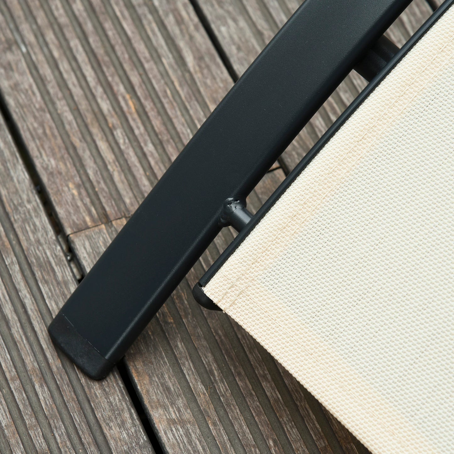 Aluminum Reclining Lounge Chair, 5-Level Adjustable Backrest, Beige Lounger Chairs at Gallery Canada