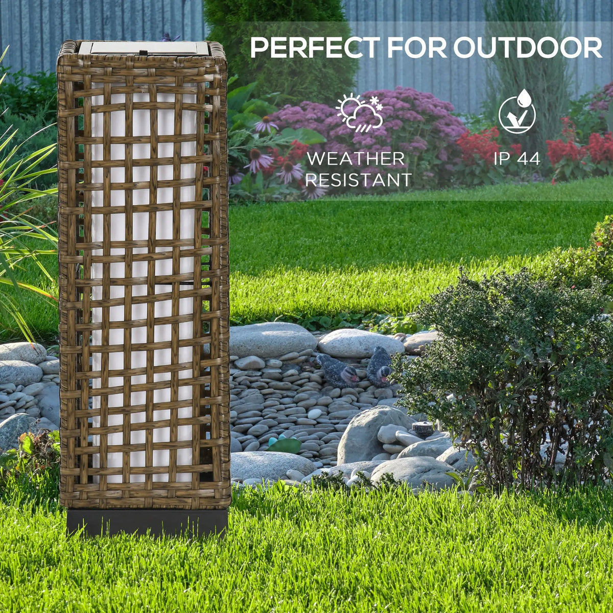 Wicker Solar Outdoor Lamp, Auto On/Off LED, IP44, Patio, Porch, Pathway Solar Post Lamps at Gallery Canada