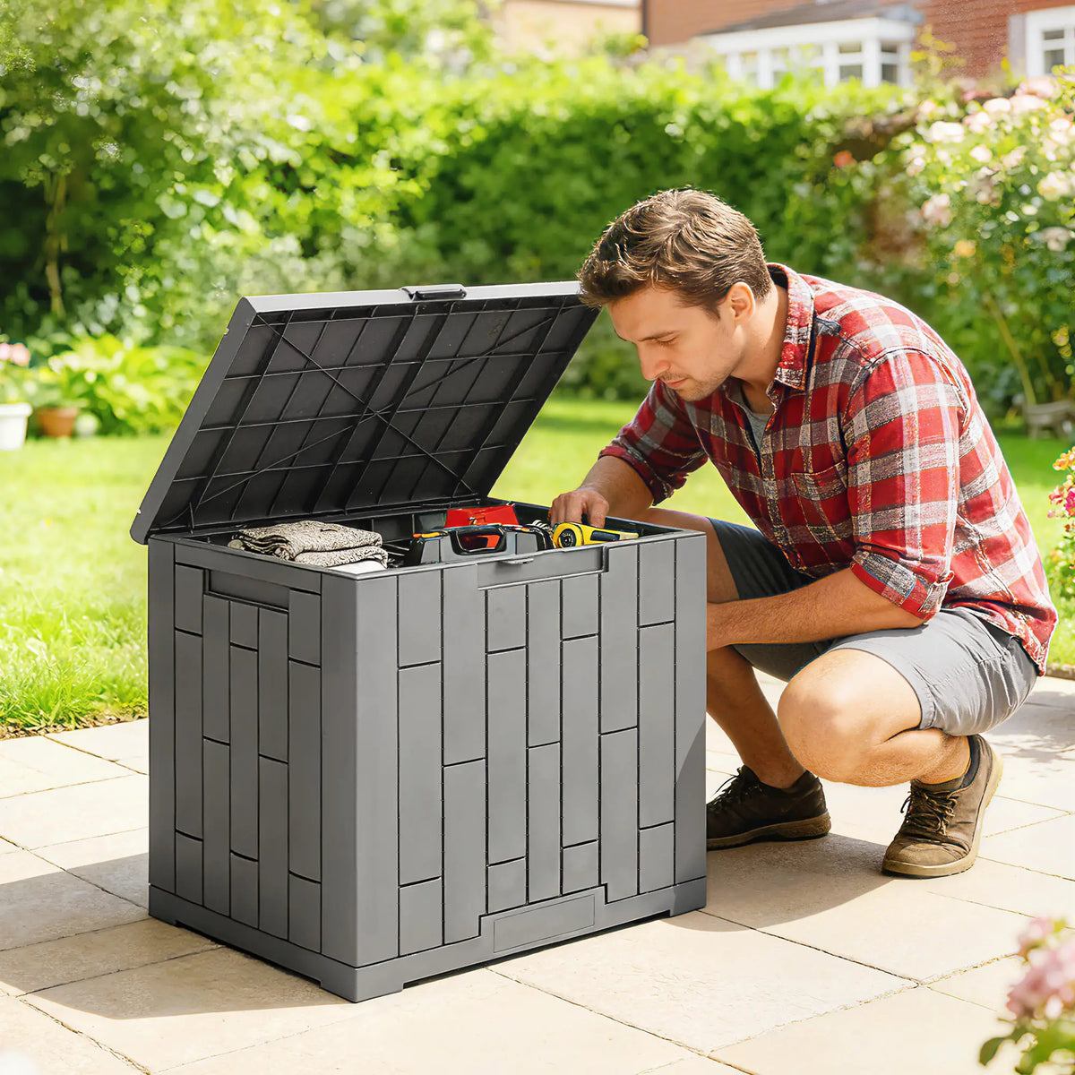 30 Gallon Resin Deck Box, Lockable Outdoor Storage, Splash And UV Resistant Patio Storage Boxes at Gallery Canada