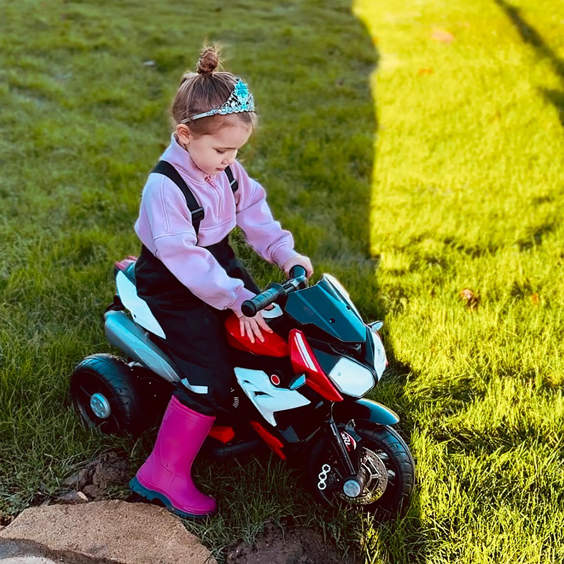 Kids Electric Motorcycle Ride-On Toy, 3 Wheels, Music, Horn, Lights, Red Electric Motorcycles at Gallery Canada