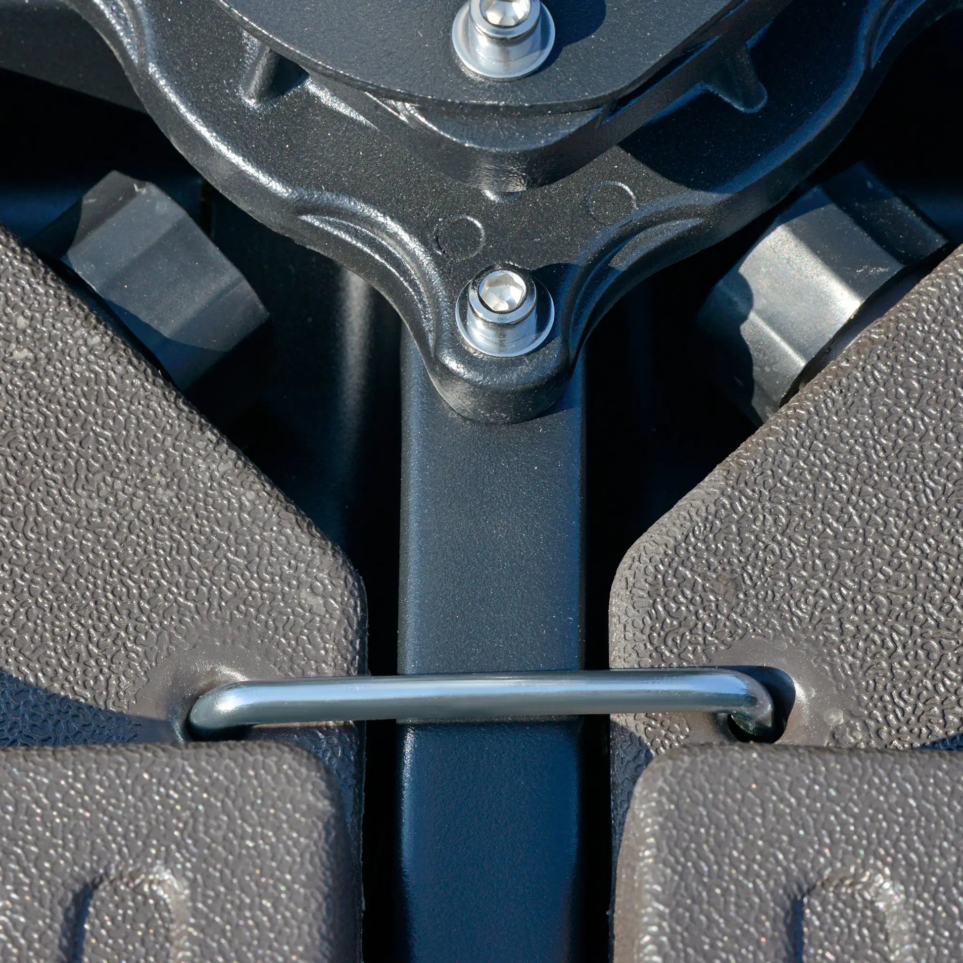 4-Piece Cantilever Offset Patio Umbrella Stand, Water & Sand Filled Base Umbrella Bases at Gallery Canada