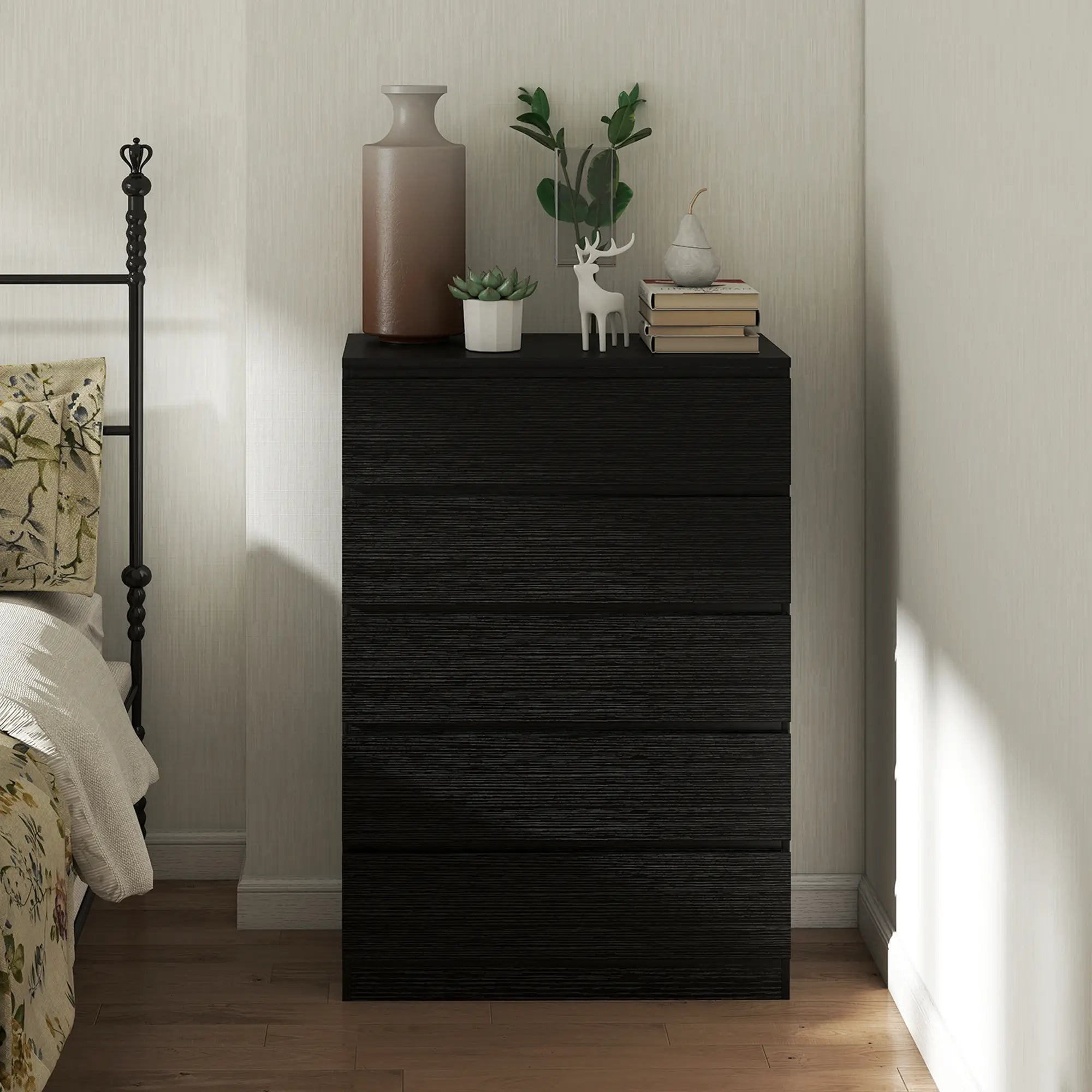 5 Drawer Dresser, Modern Chest for Bedroom, Black Storage Cabinets at Gallery Canada