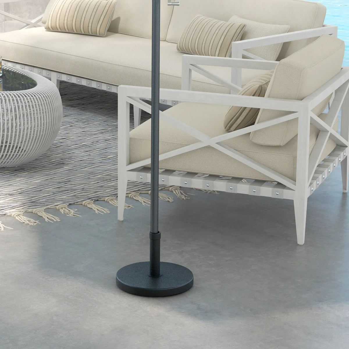 33 Lbs Concrete Parasol Base, 18.3" Round Umbrella Stand, Black Umbrella Bases at Gallery Canada