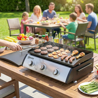 Propane Gas Grill, 3 Burners 8530 BTU, Black Propane Gas Grills at Gallery Canada