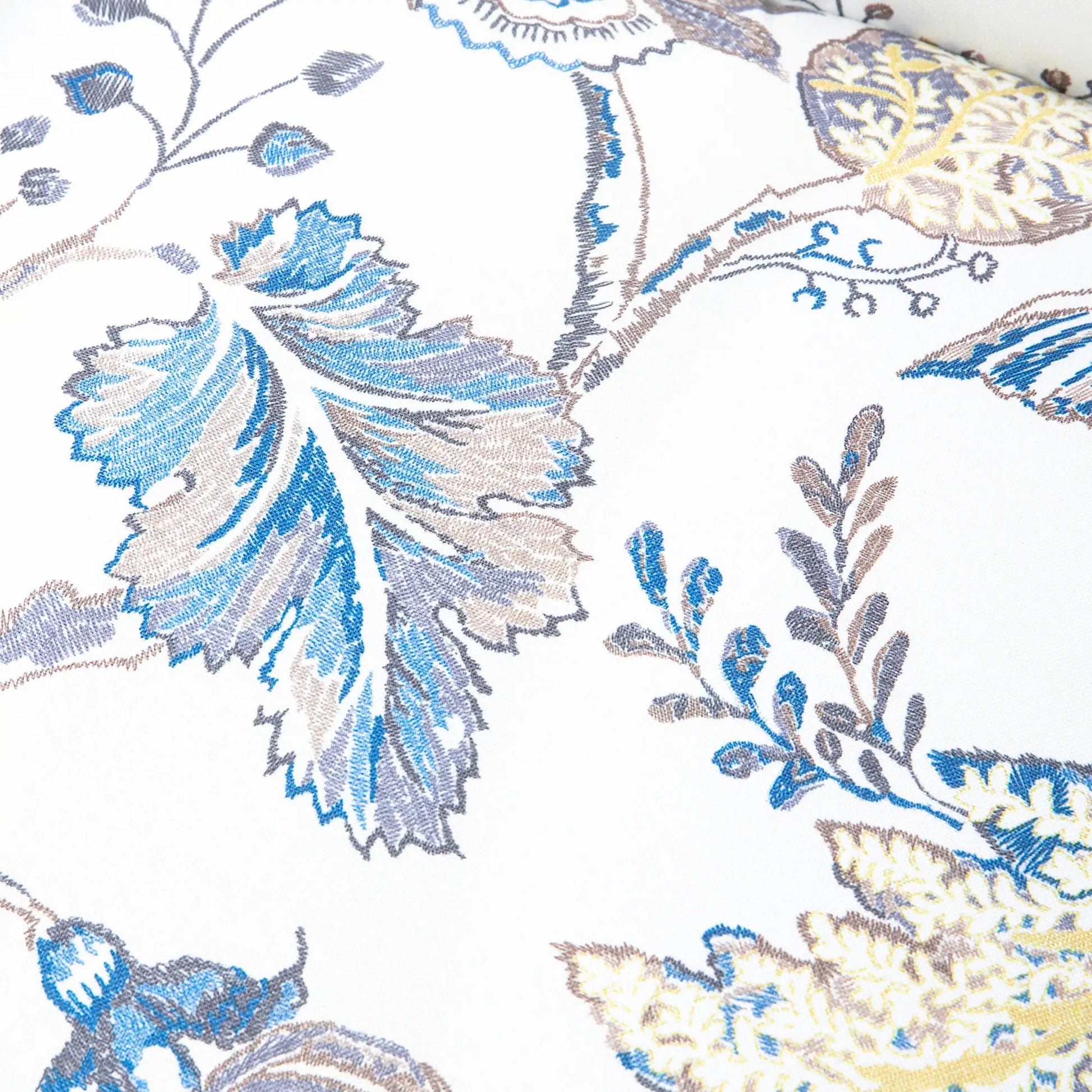 Modern Accent Chairs with Cushioned Seat, Upholstered Linen-Feel Armchair for Bedroom, Living Room, Multicolored Accent Chairs at Gallery Canada